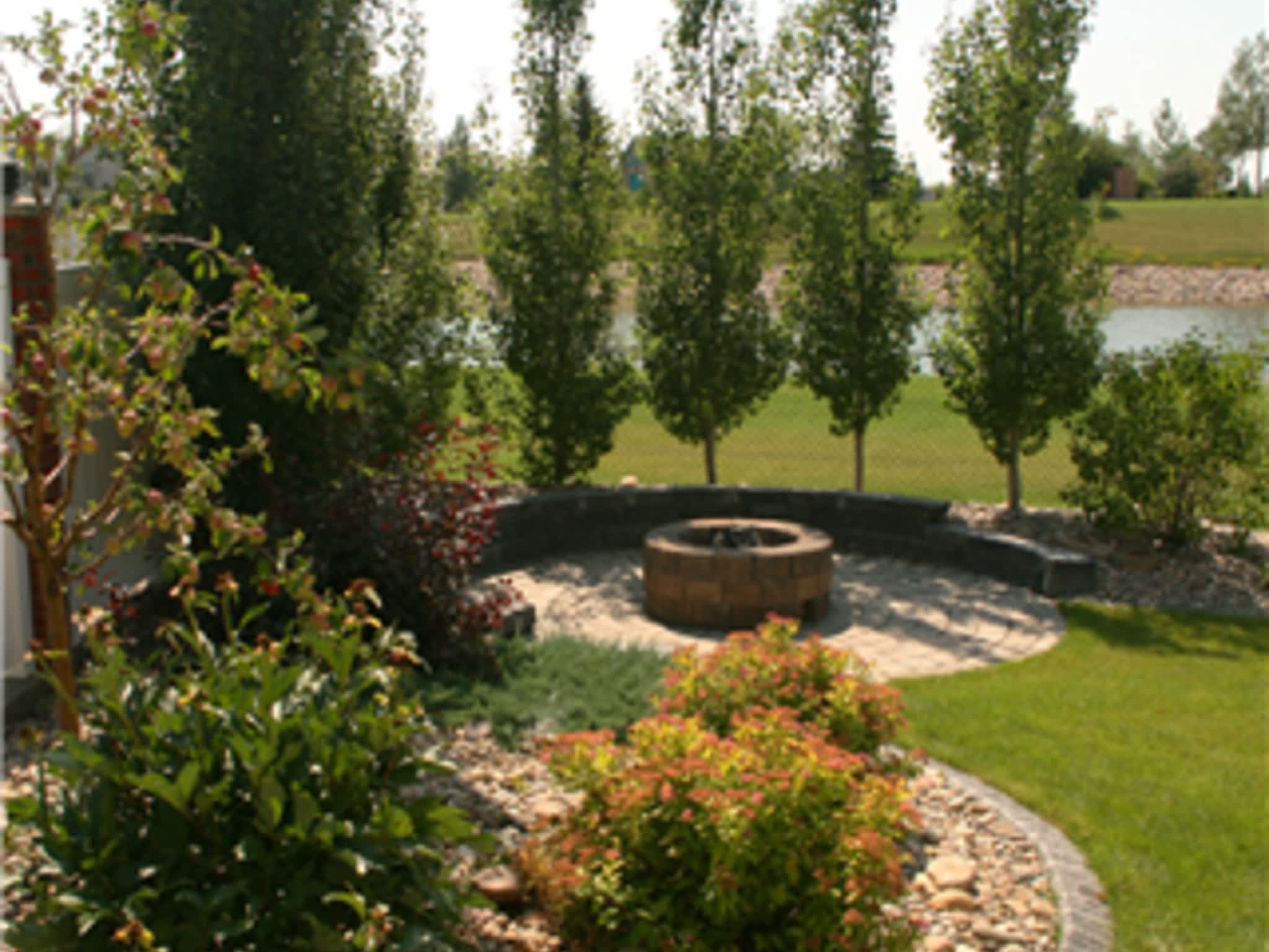 photo Earthlings Inc