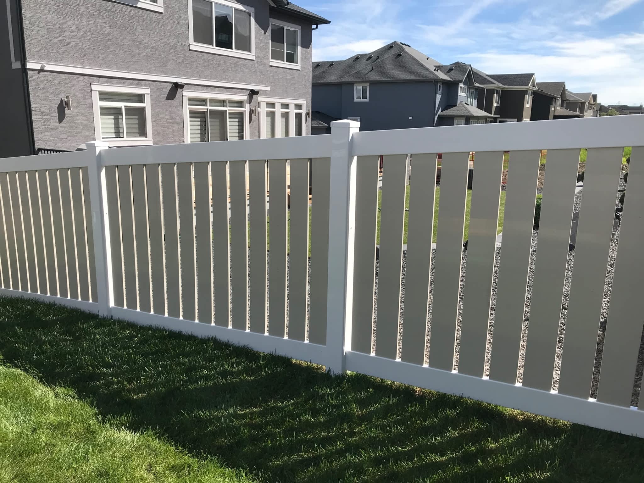 photo Decked Out Vinyl Fencing