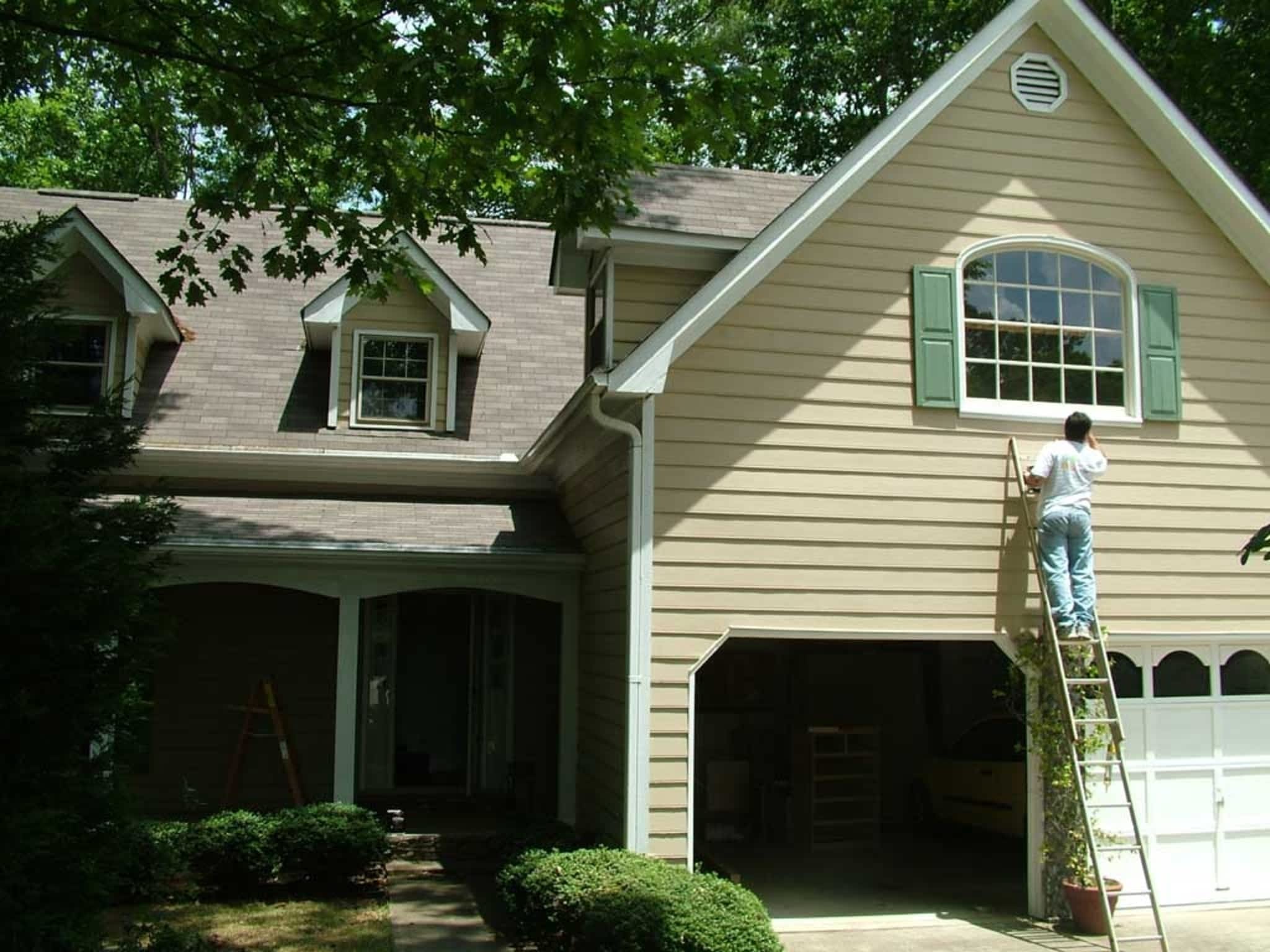 photo Devins Interior & Exterior Painting Services