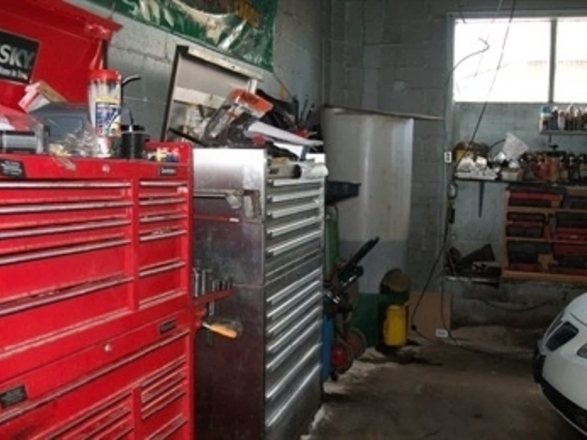 photo Joe's Garage