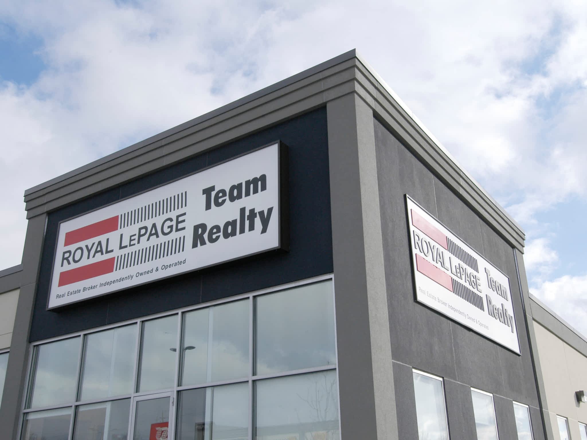 photo Royal LePage Team Realty