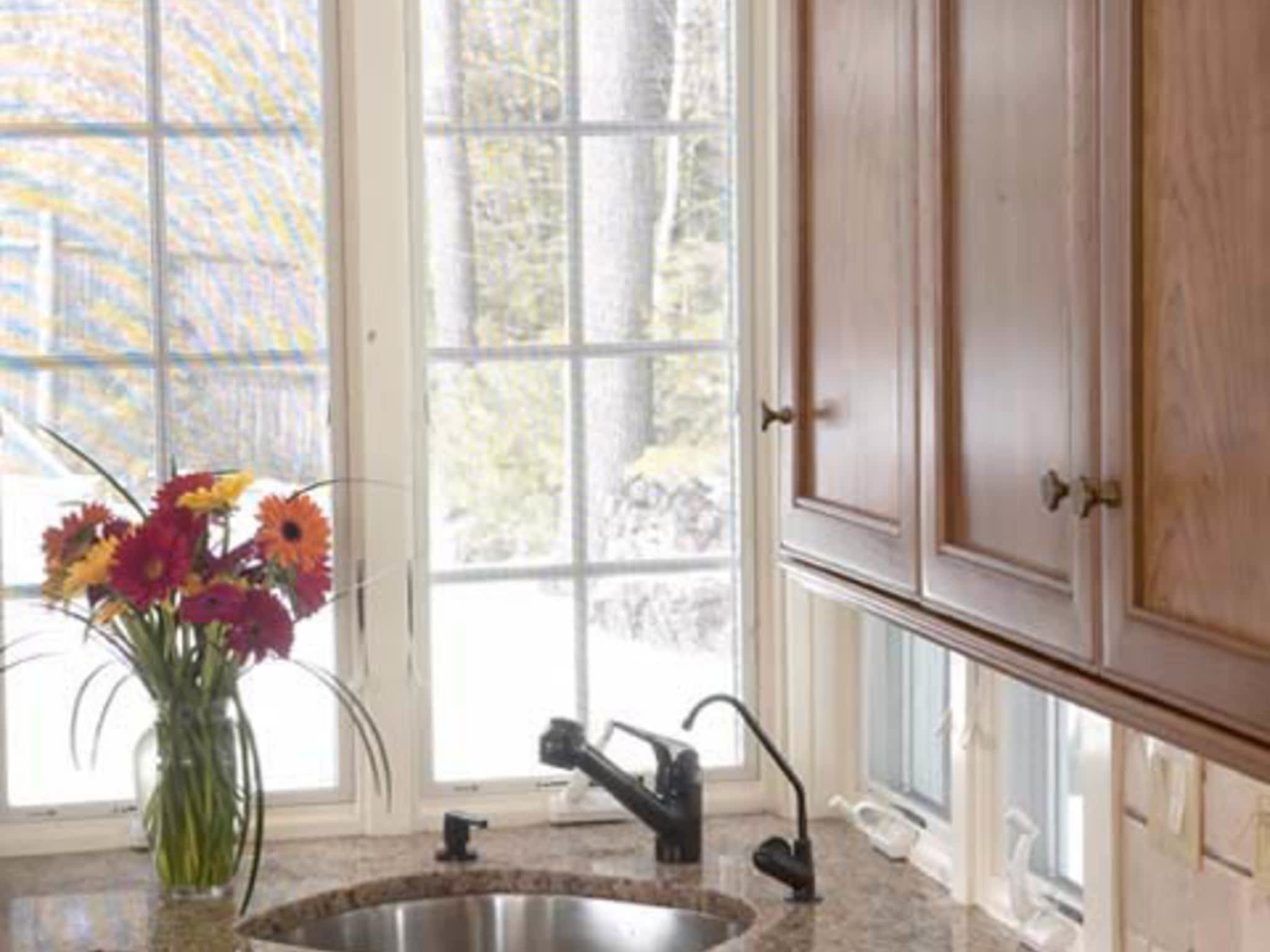 photo Queen Kitchens & Design