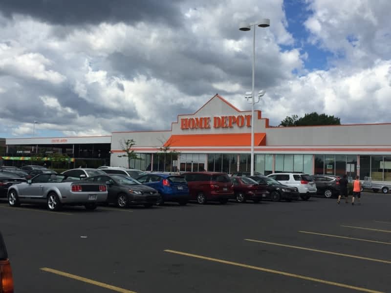 Home depot store greenfield park