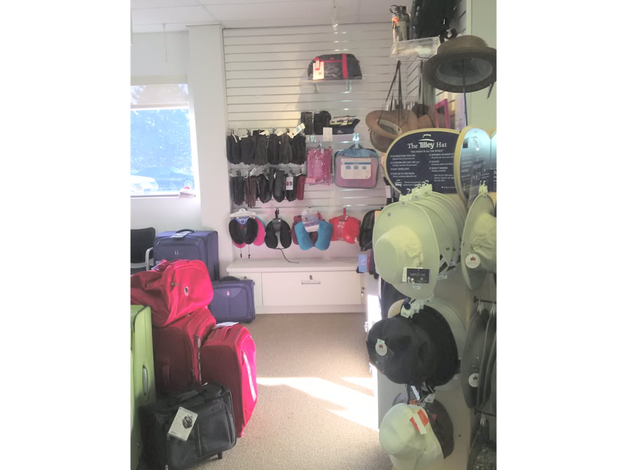 photo CAA Store - Belleville