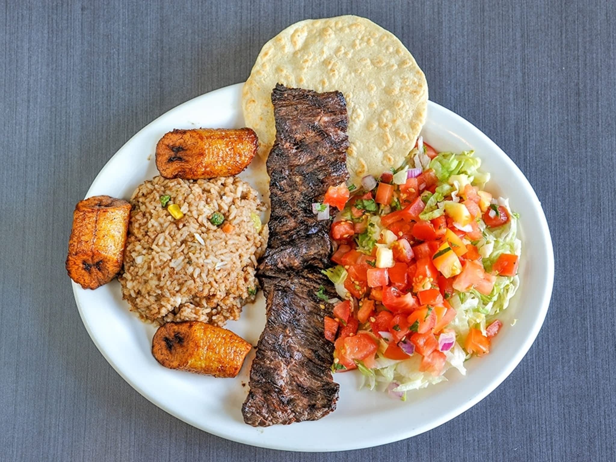 photo Cuscatlan Restaurant