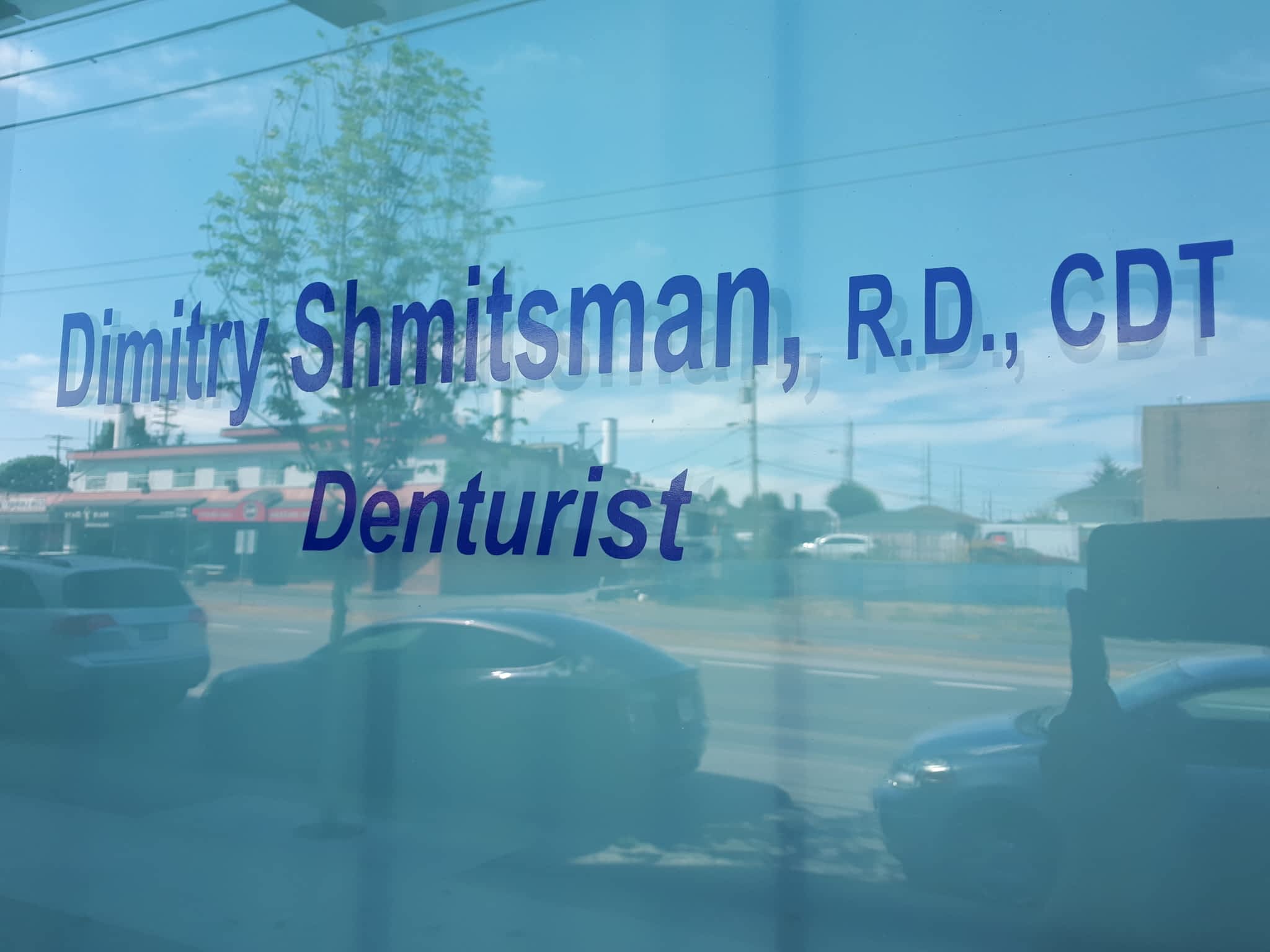 photo Shmitsman Denture Clinic
