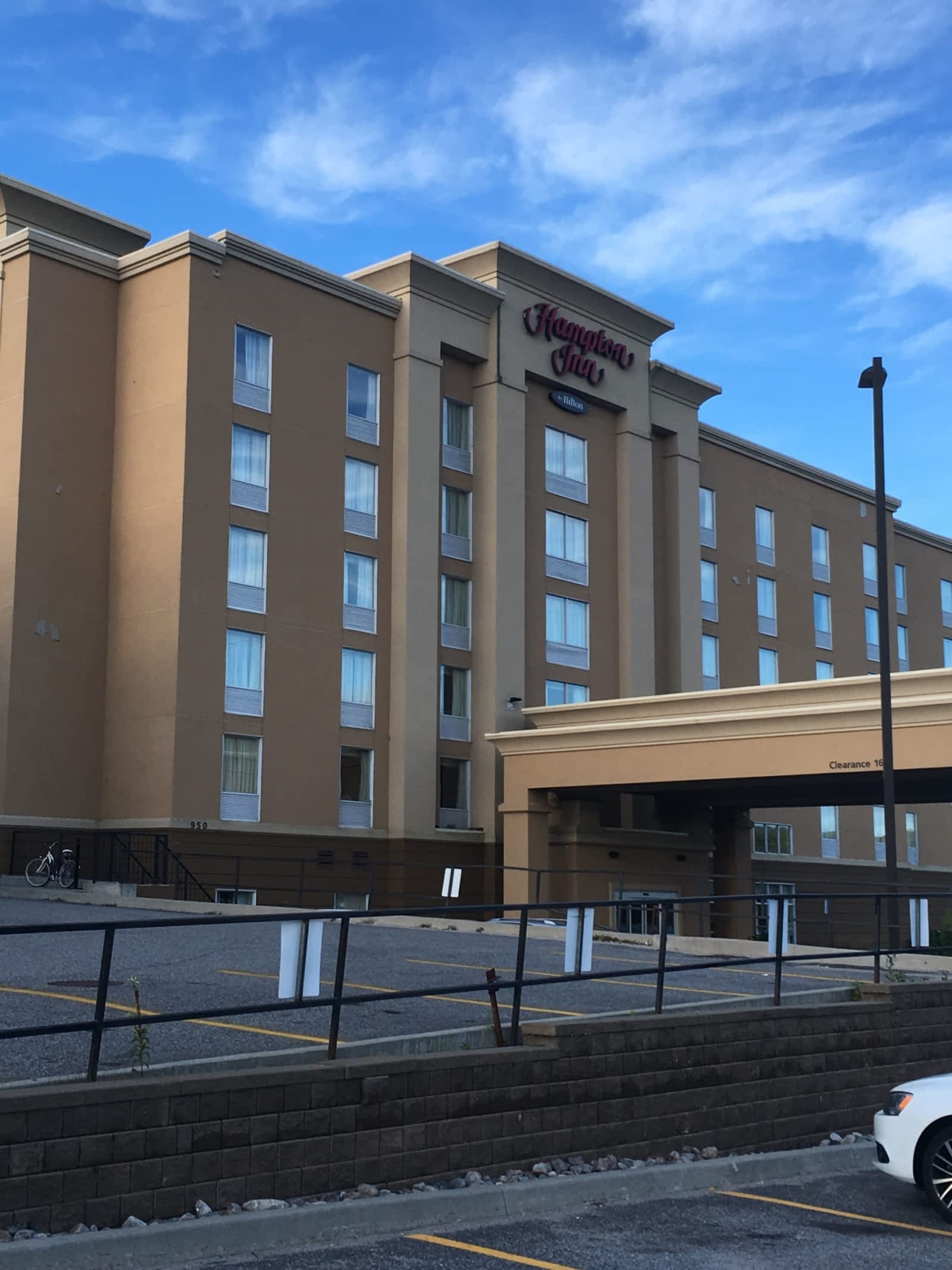 Hampton Inn by Hilton North Bay - Opening Hours - 950 McKeown Avenue