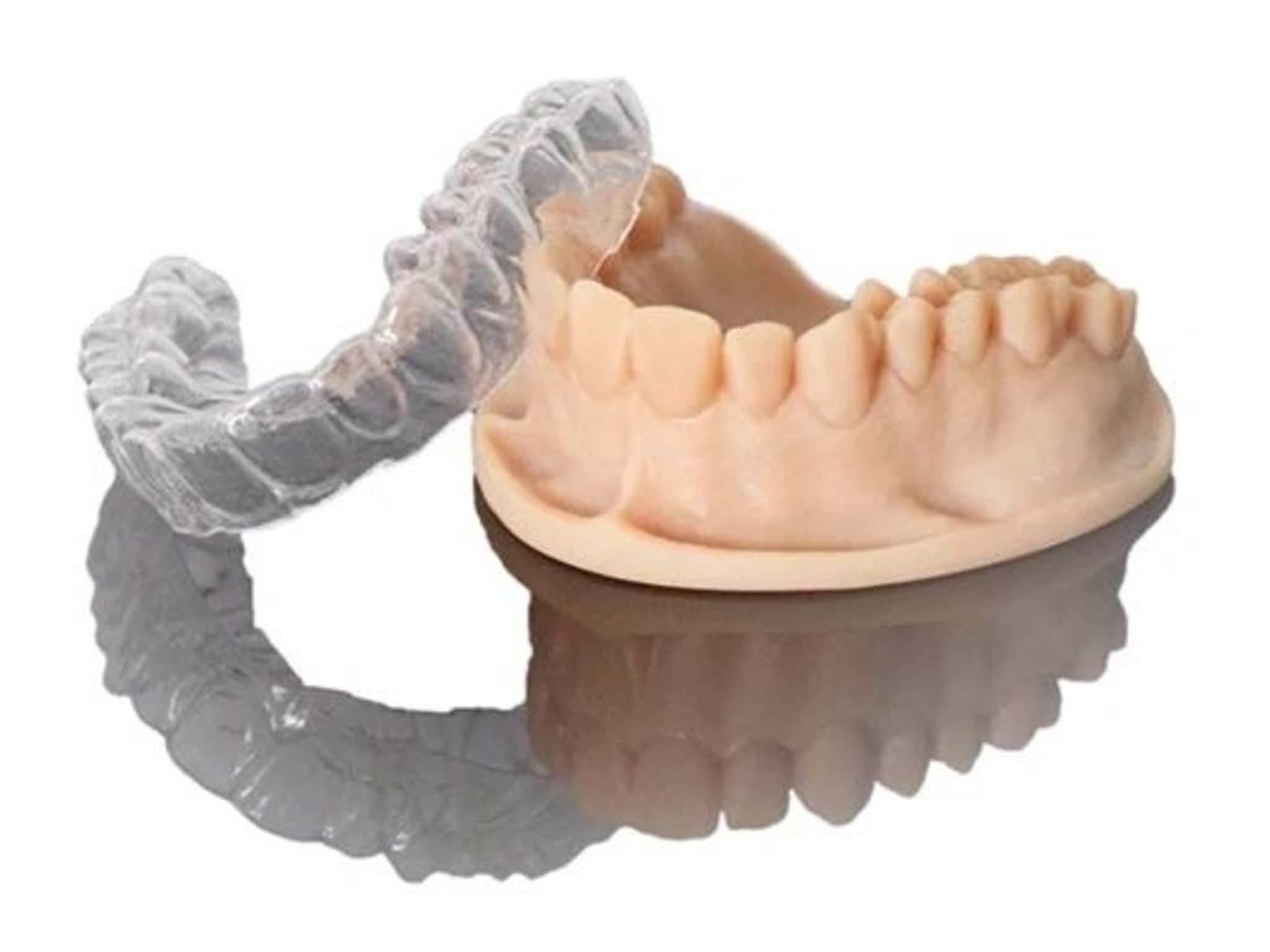 photo Smile Wide Dentures