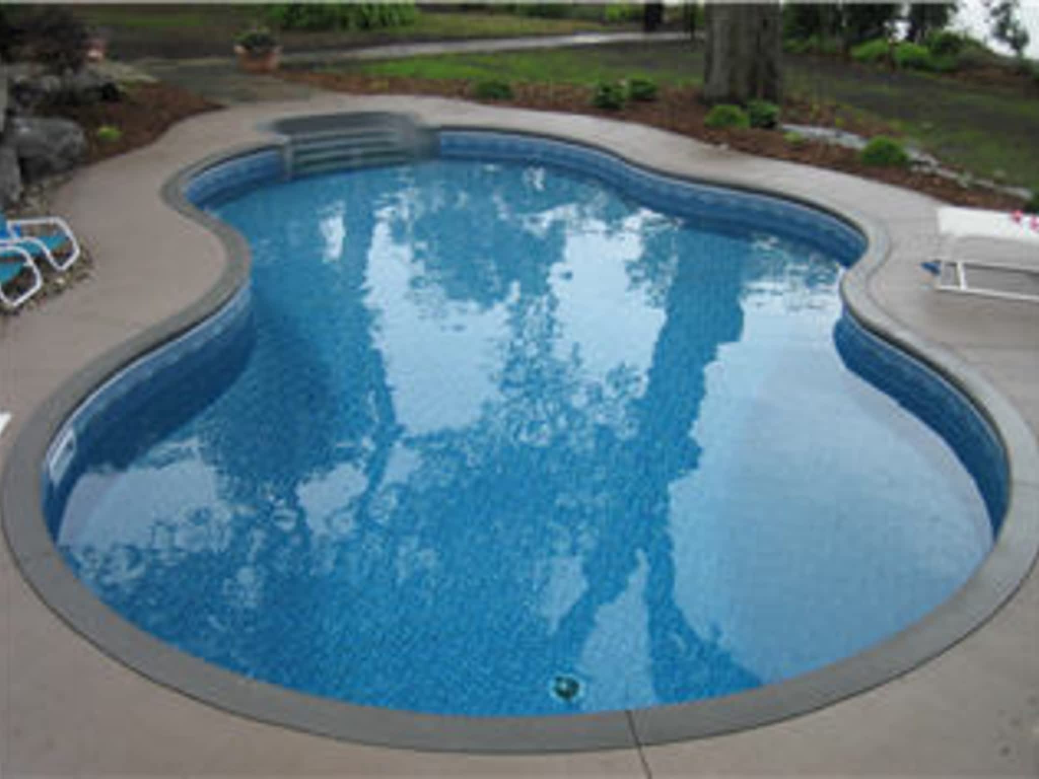 photo Aqua-Blue Pools Spas & Bath Fixtures