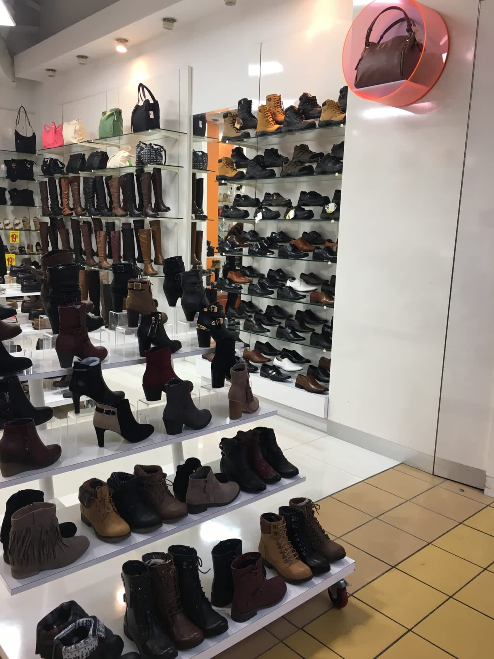 dixie mall shoe stores