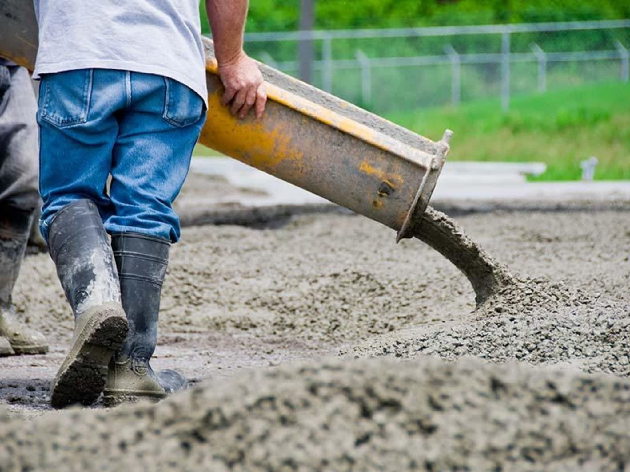 photo MJ's Concrete And Restoration Inc.