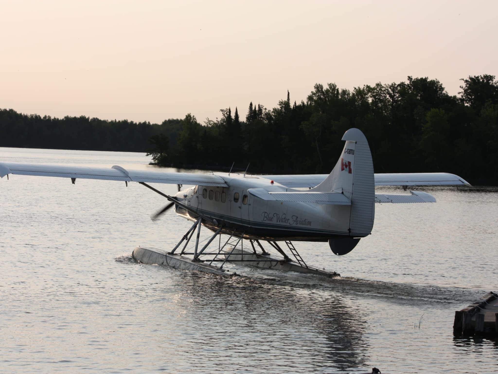 photo Blue Water Aviation