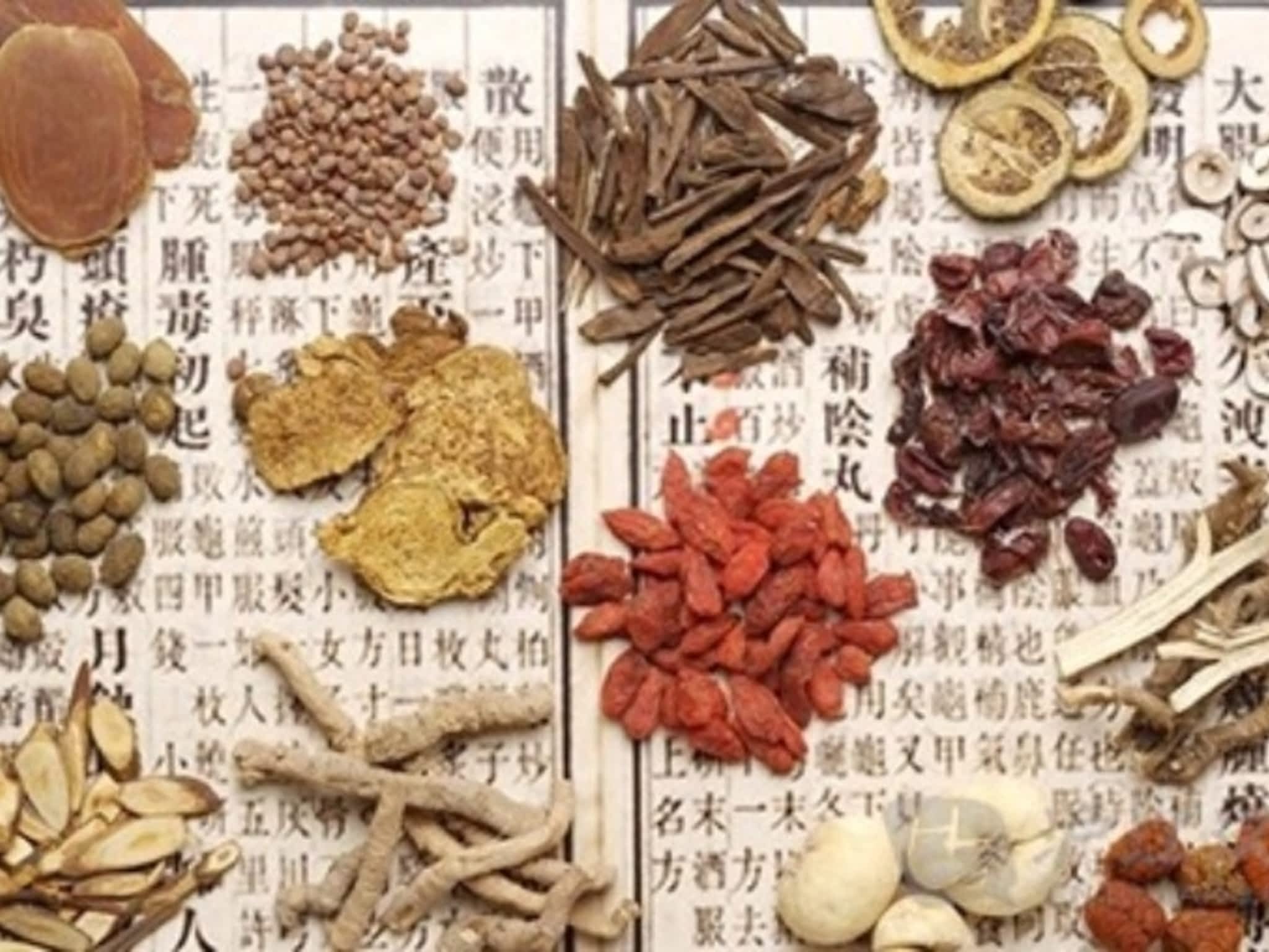 photo Superhealth Traditional Chinese Medicine Treatment