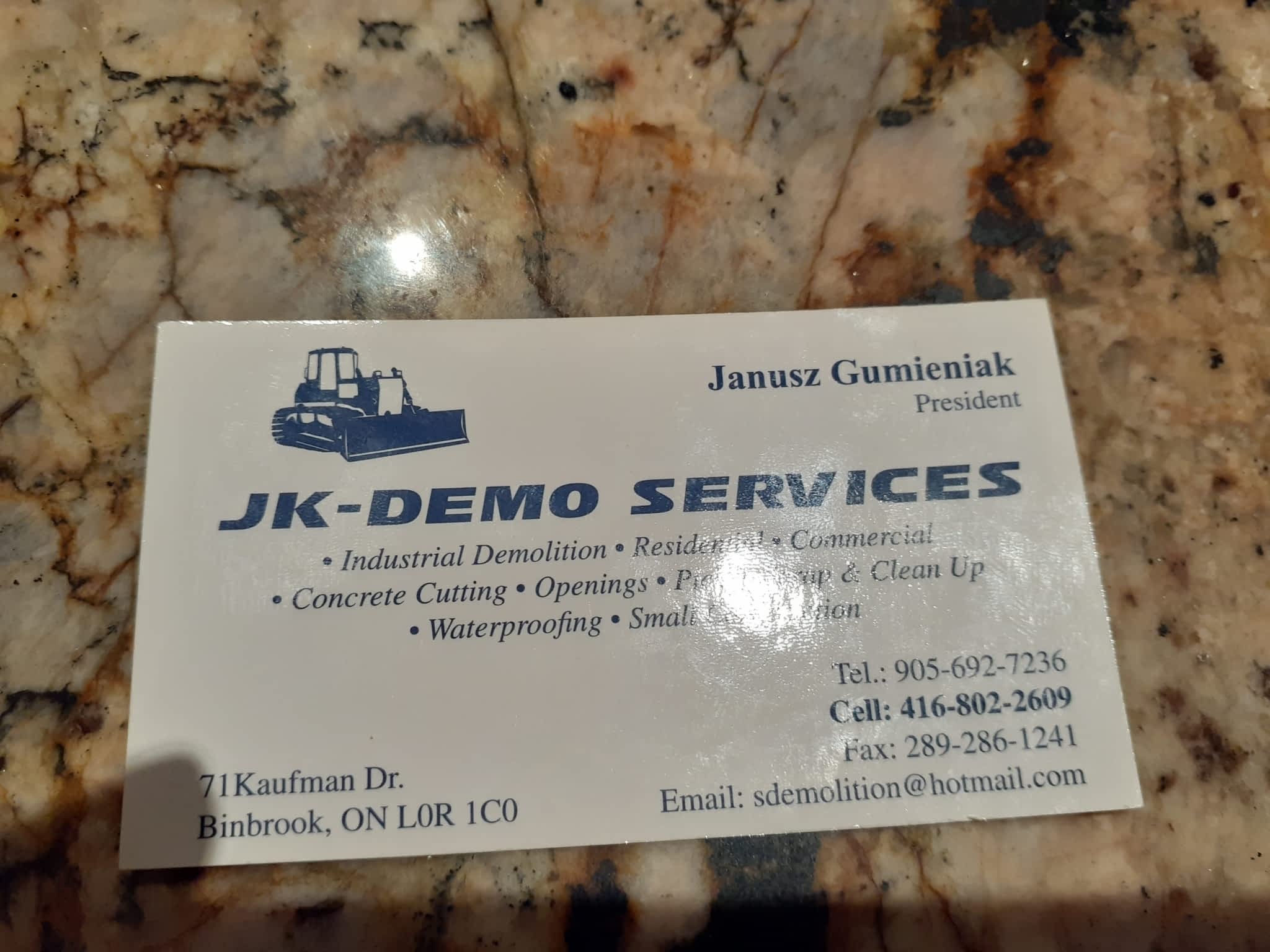 photo JK- Demo Services