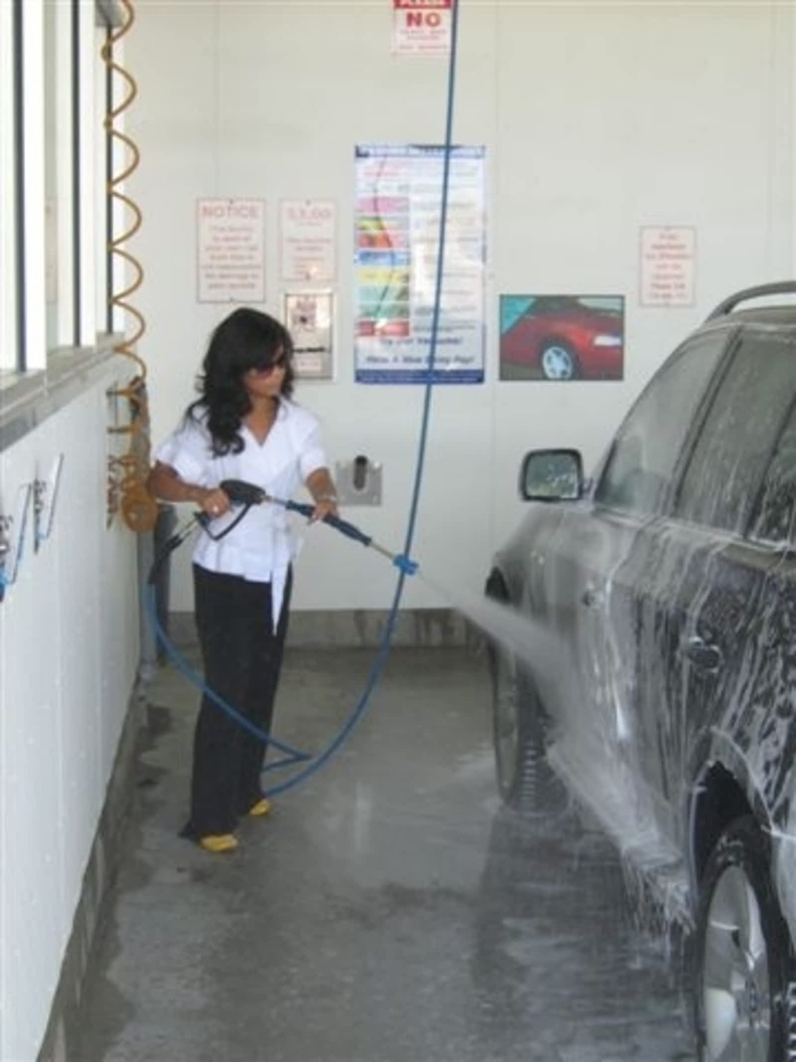 Auto Spa Self Serve Car Wash Dog Wash Opening Hours 625 Adelaide St N London On