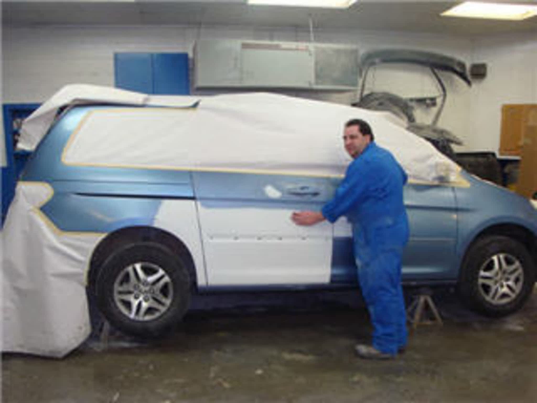 photo Janes Auto Body Clinic