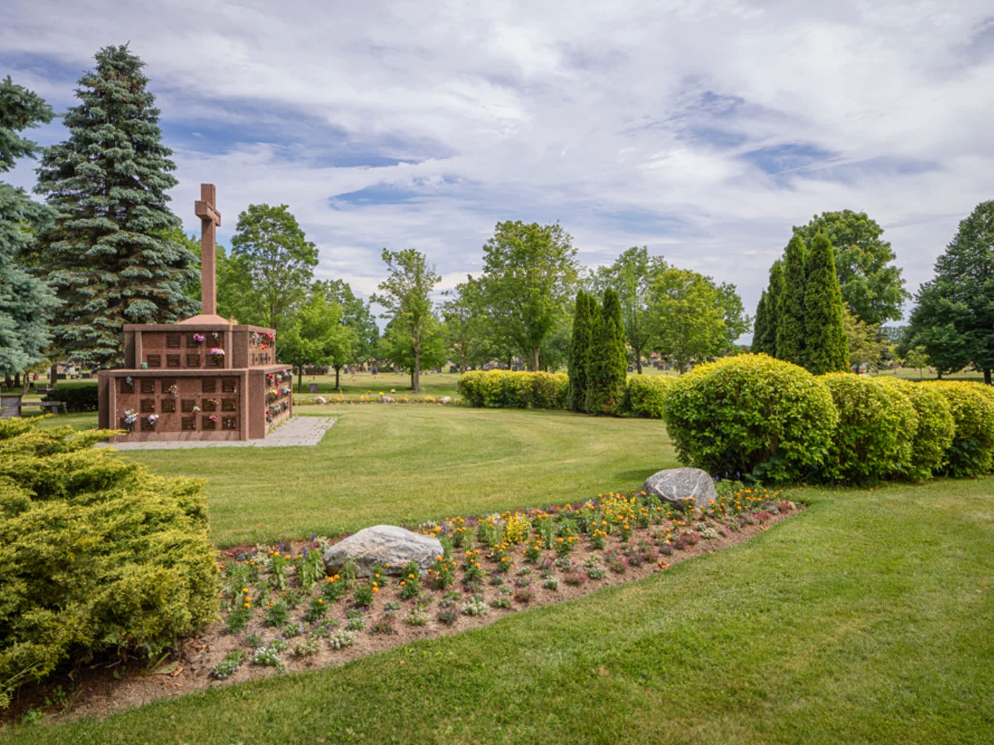 photo Pine Ridge Memorial Gardens