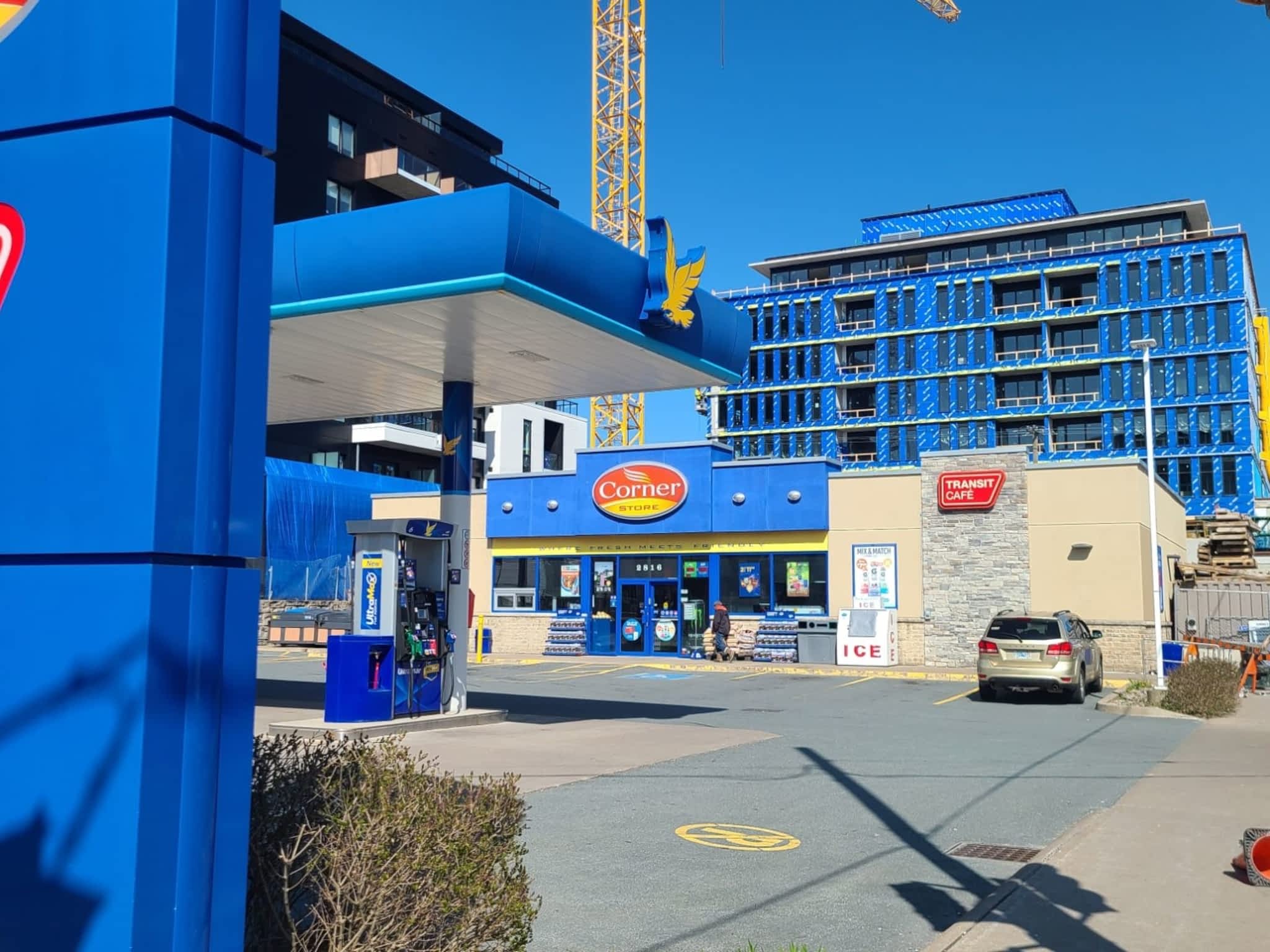 photo ultramar - gas station