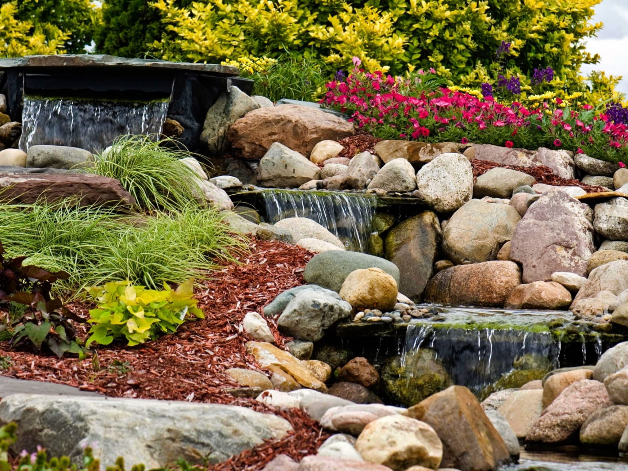 photo White Diamond Landscaping & Construction