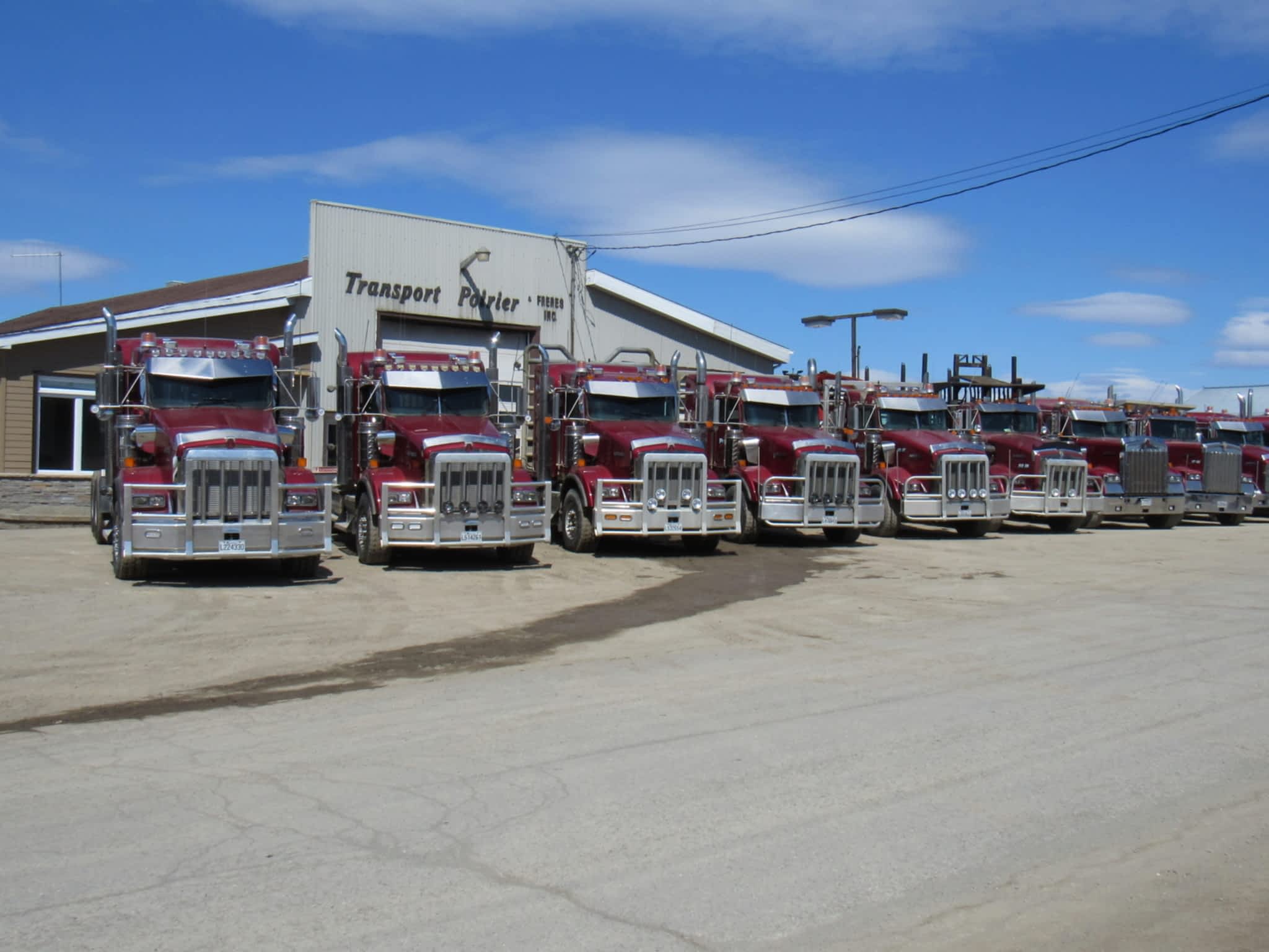 Transport Poirier & Frères Inc SaintAlphonsedeCaplan, QC 112