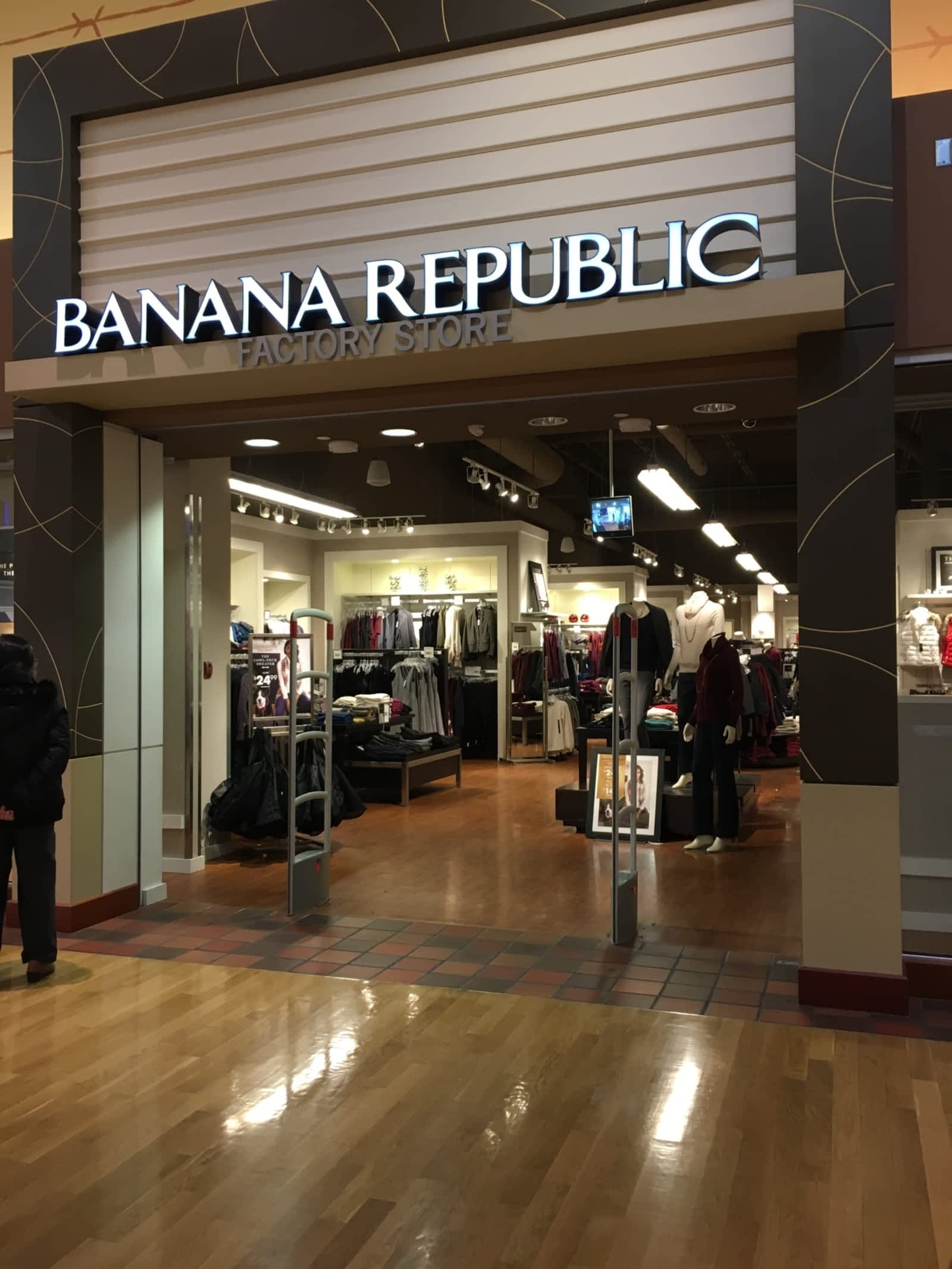 banana republic factory