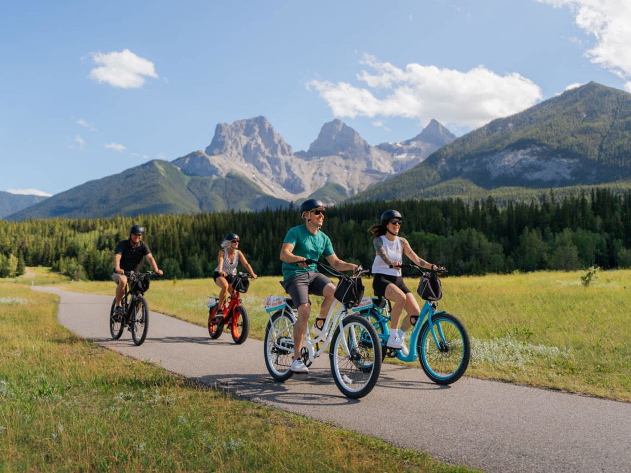 photo Pedego Electric Bikes Canmore