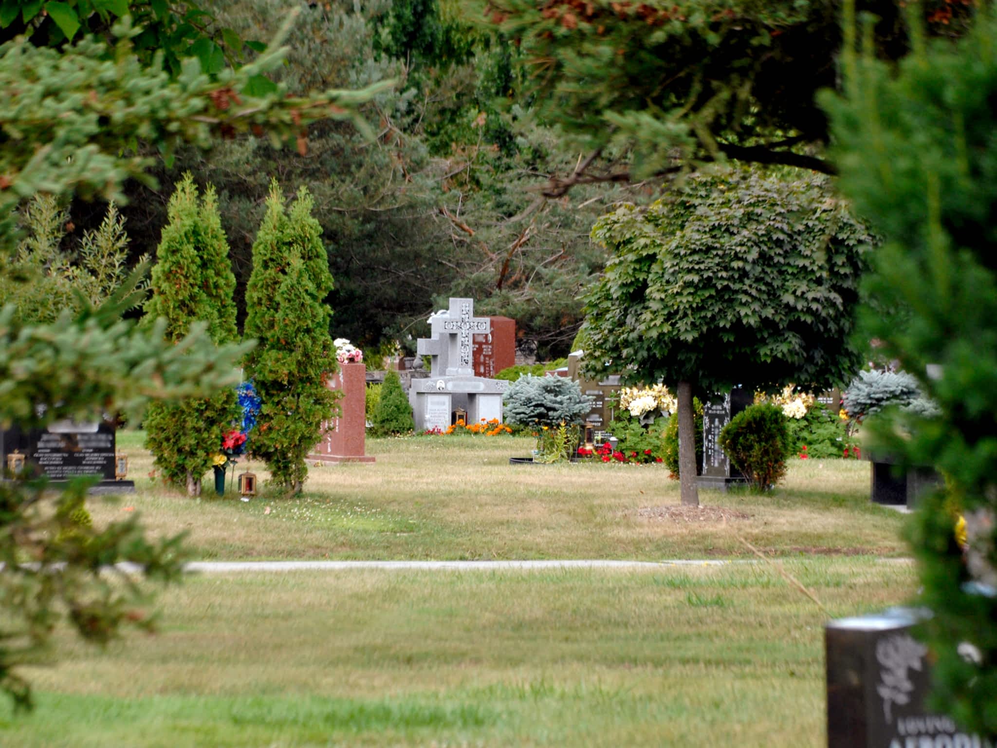 photo Pine Hills Cemetery And Visitation Centre