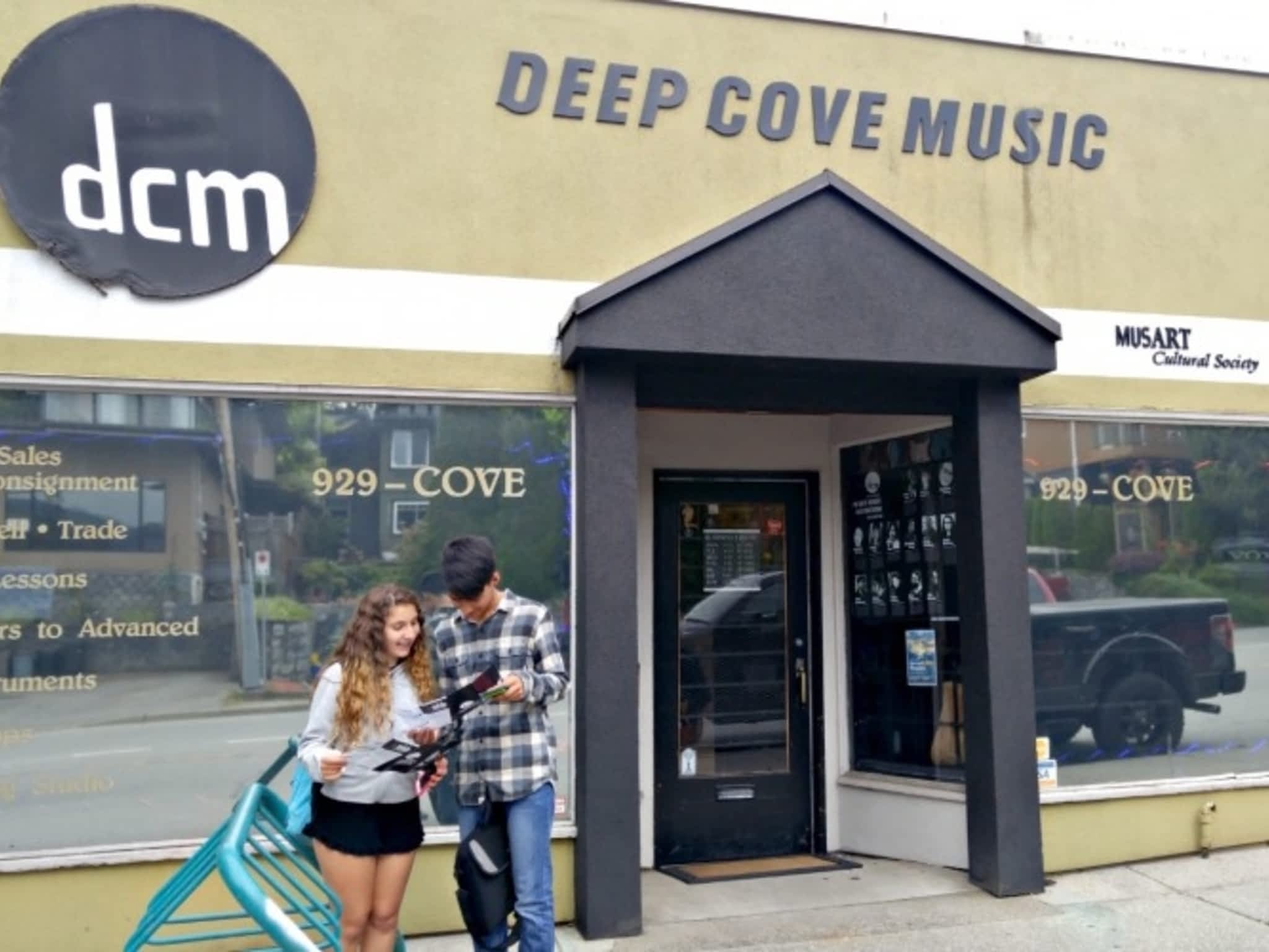 photo Deep Cove Music