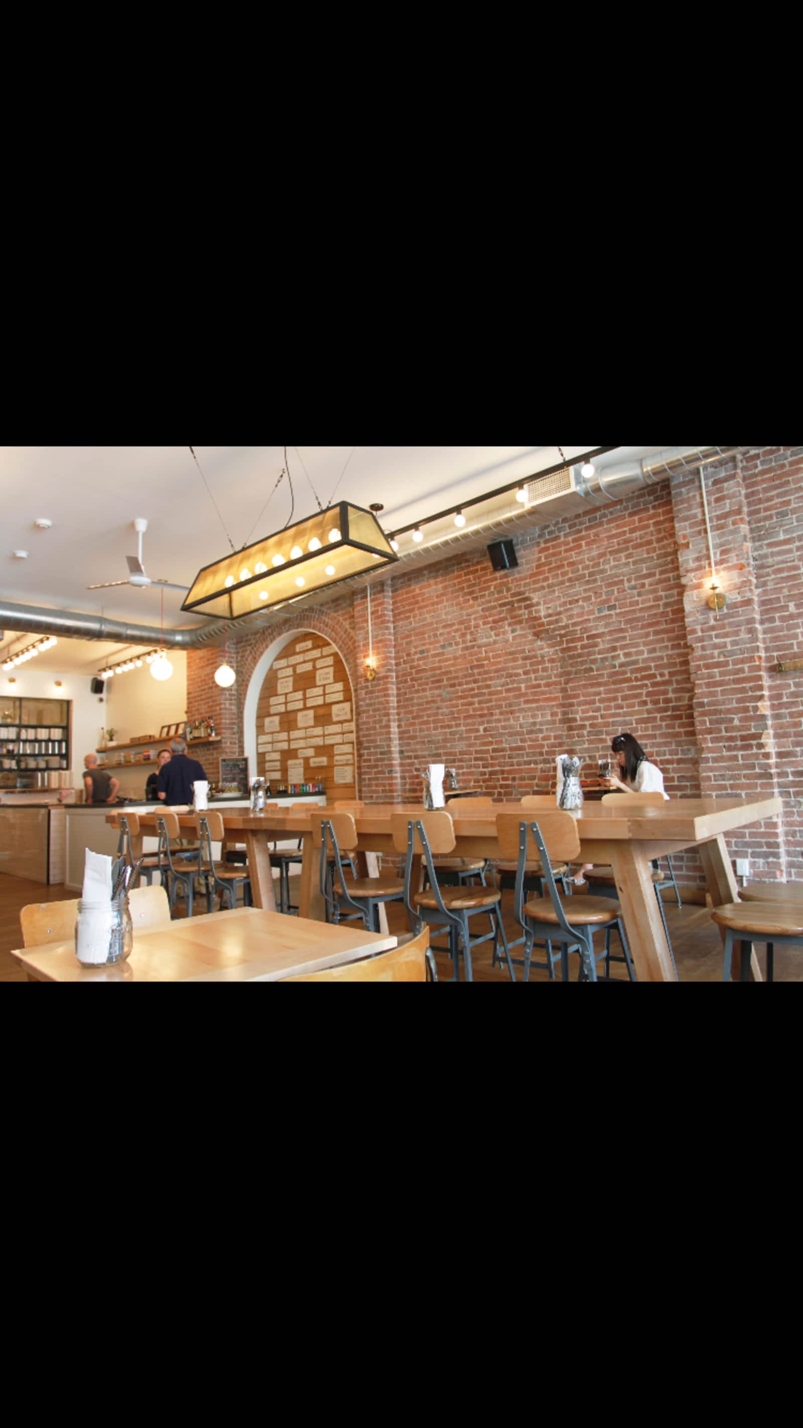 Restaurant Sumac Menu, Hours & Prices 3618, rue NotreDame O