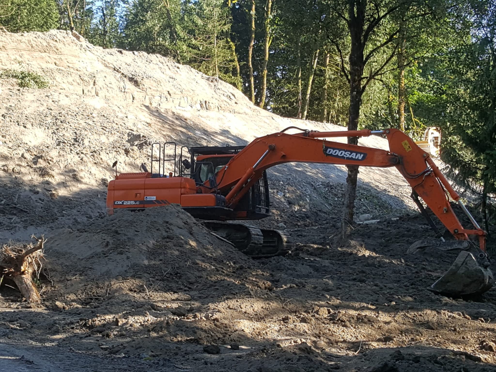 photo Canadian Pacific Excavating