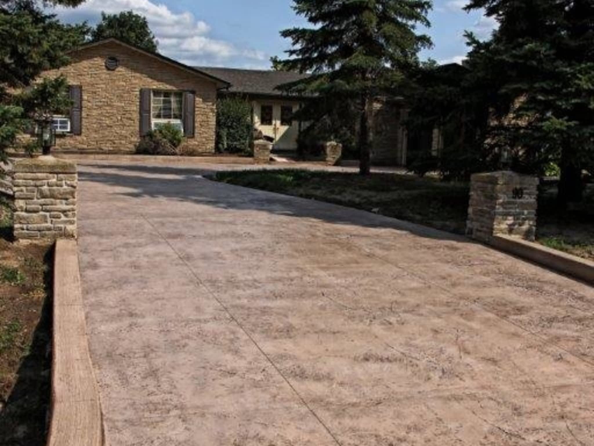 photo CFJ Paving Ltd