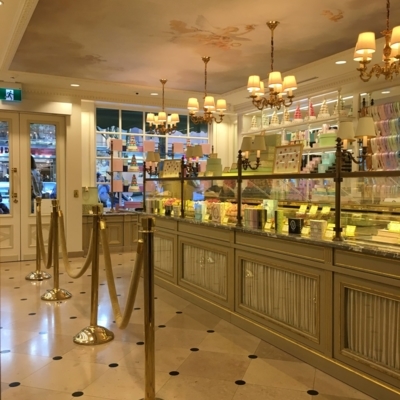 Ladurée - Pâtisseries