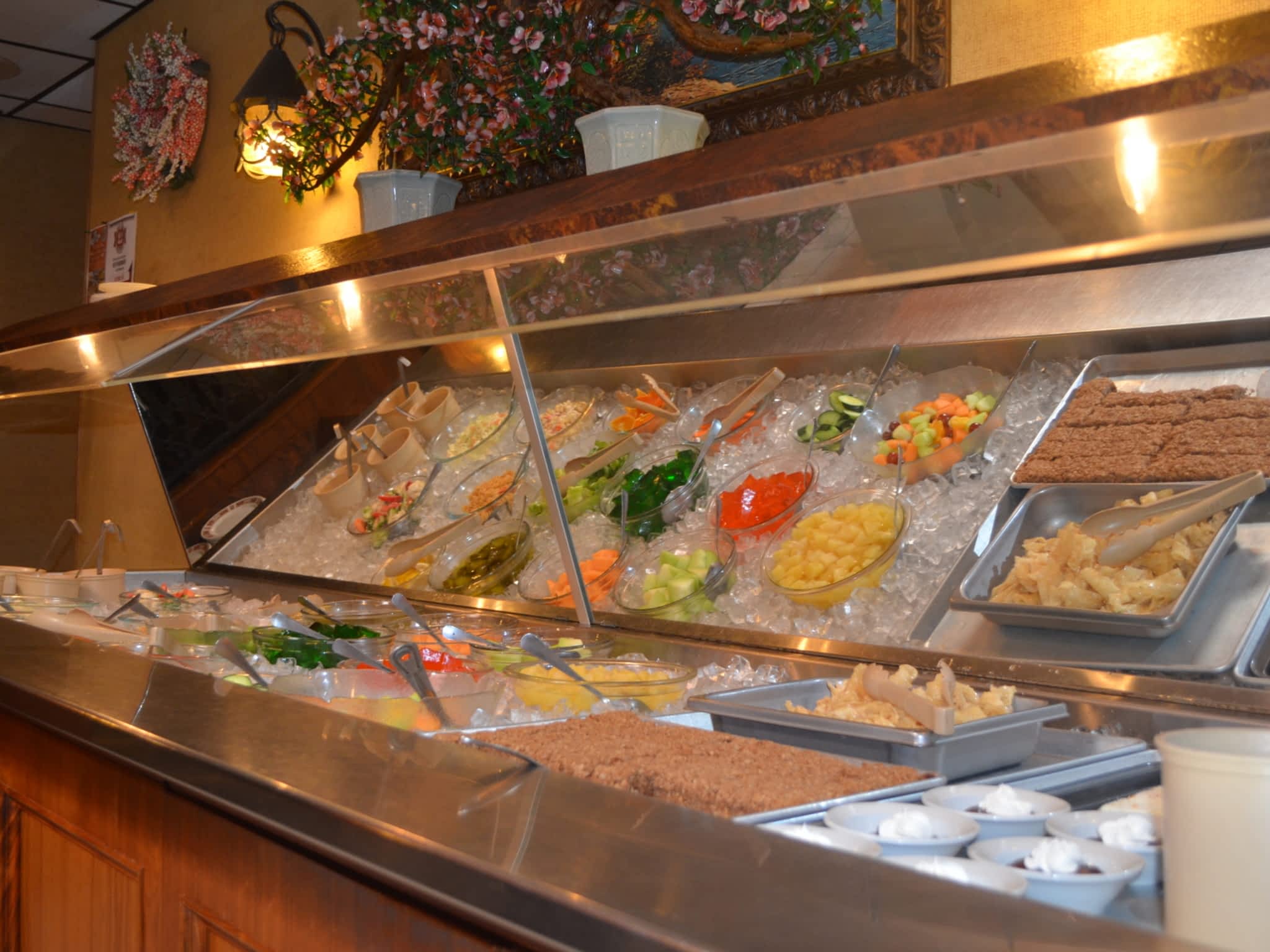 Hat's Restaurant - Medicine Hat, AB - 1701 Dunmore Rd SE | Canpages