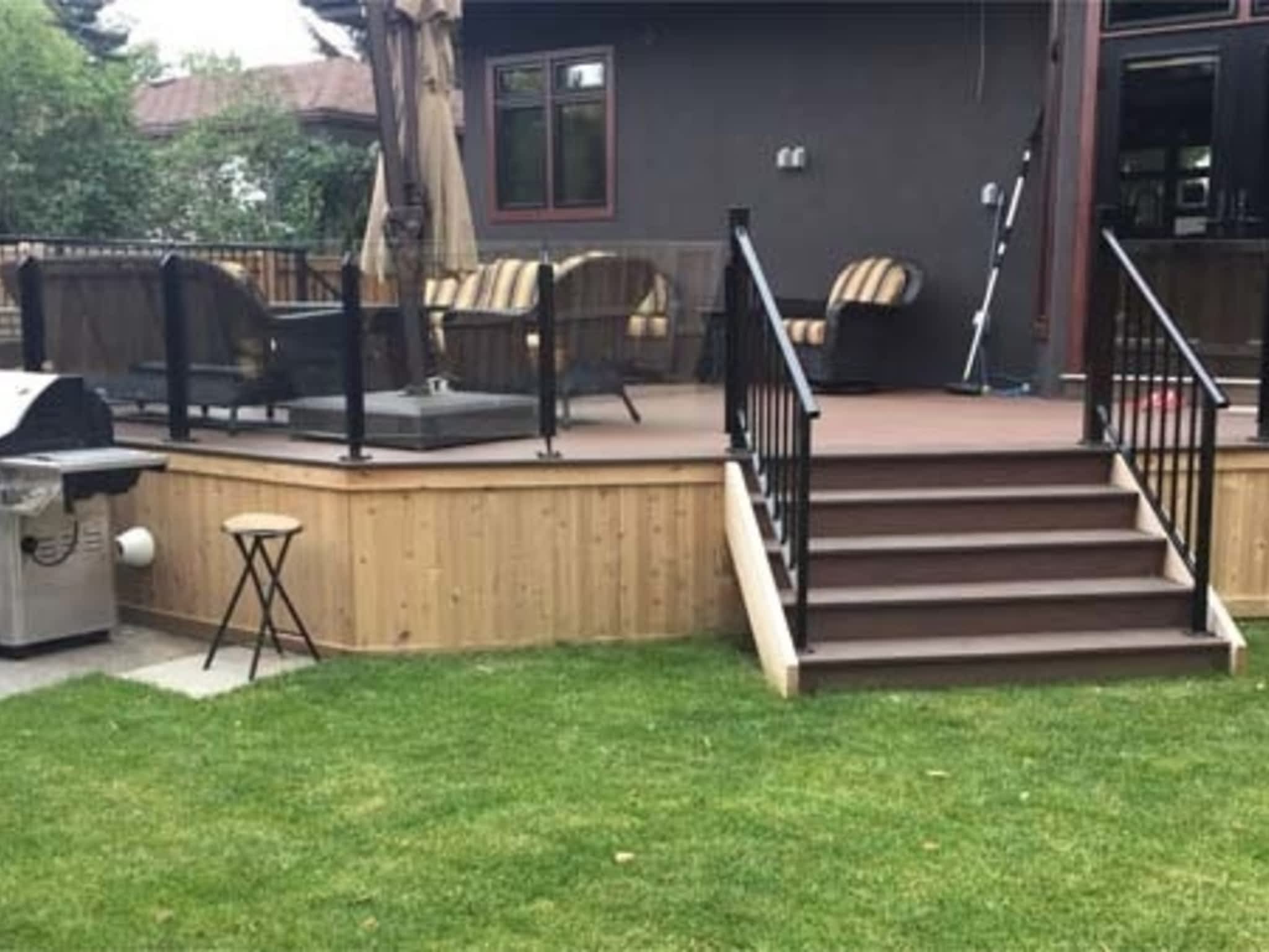 photo National Fence & Deck Inc