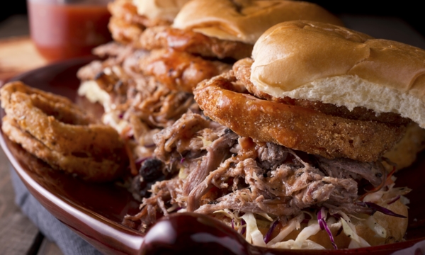 Find finger-licking good barbecue joints in Ottawa