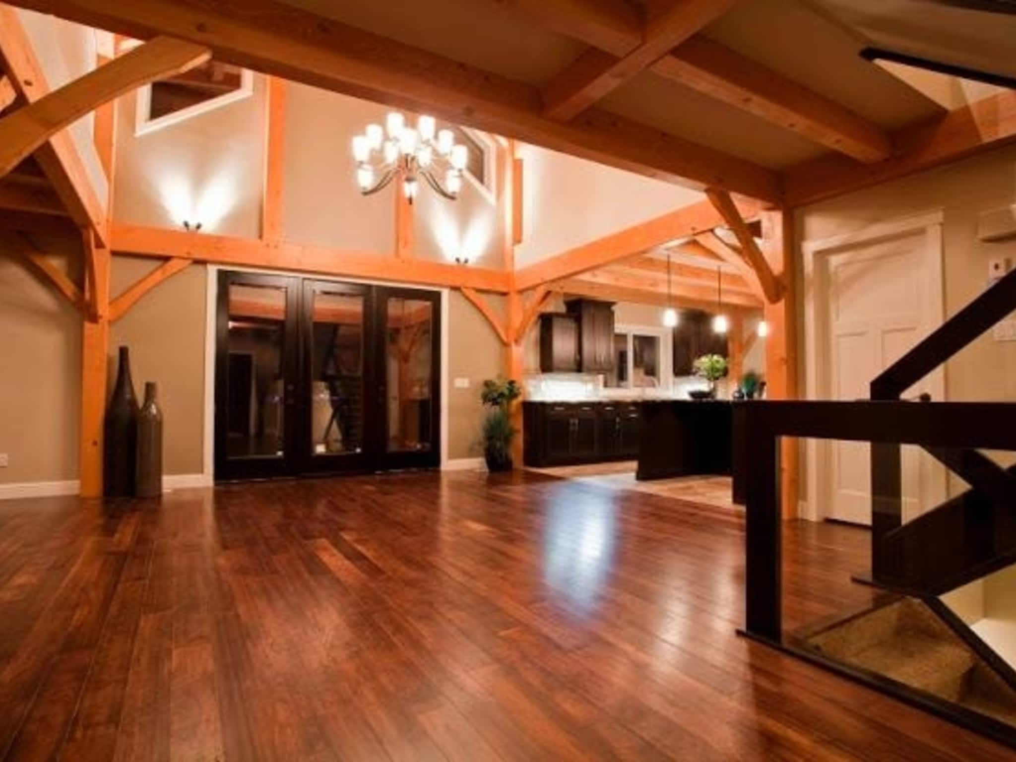 photo Johnny 5 Custom Millwork