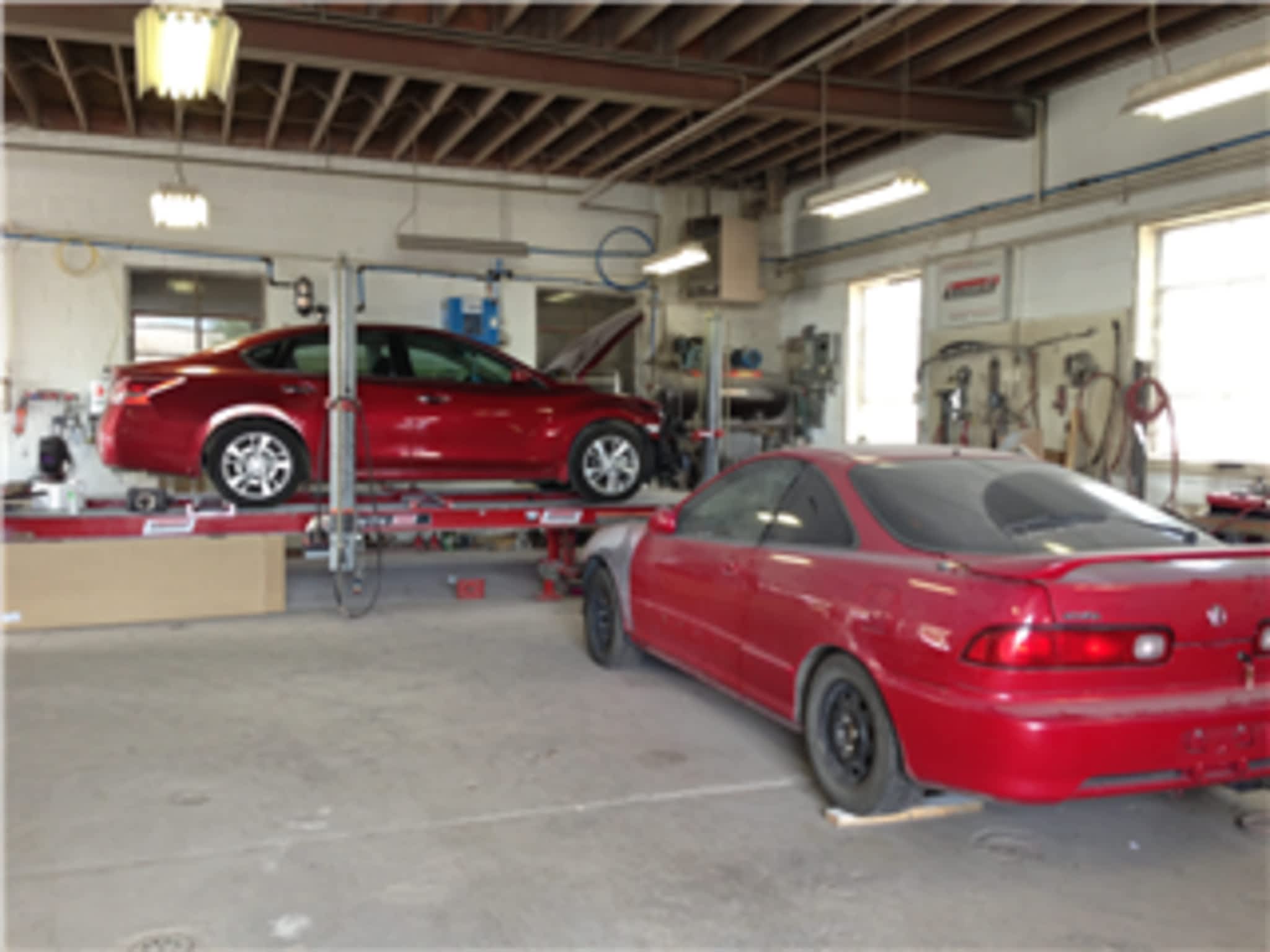 photo Arcola Auto Body