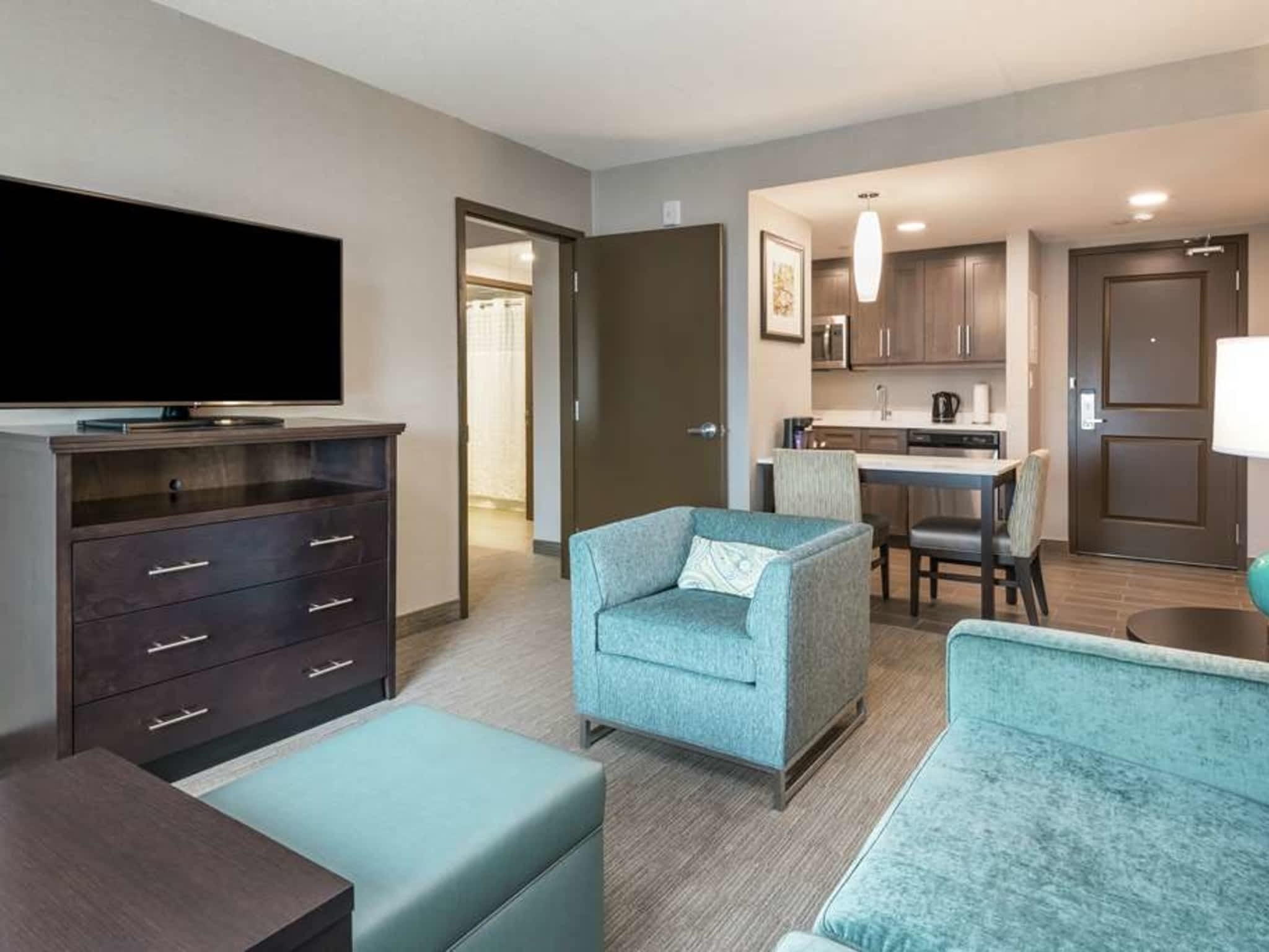 photo Homewood Suites by Hilton Ottawa Airport