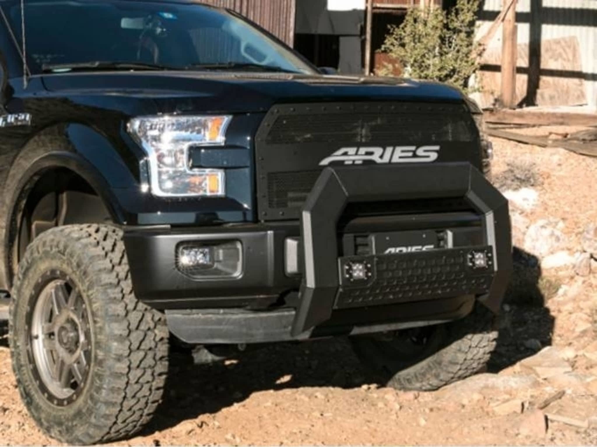 photo Hitch Warehouse Ltd