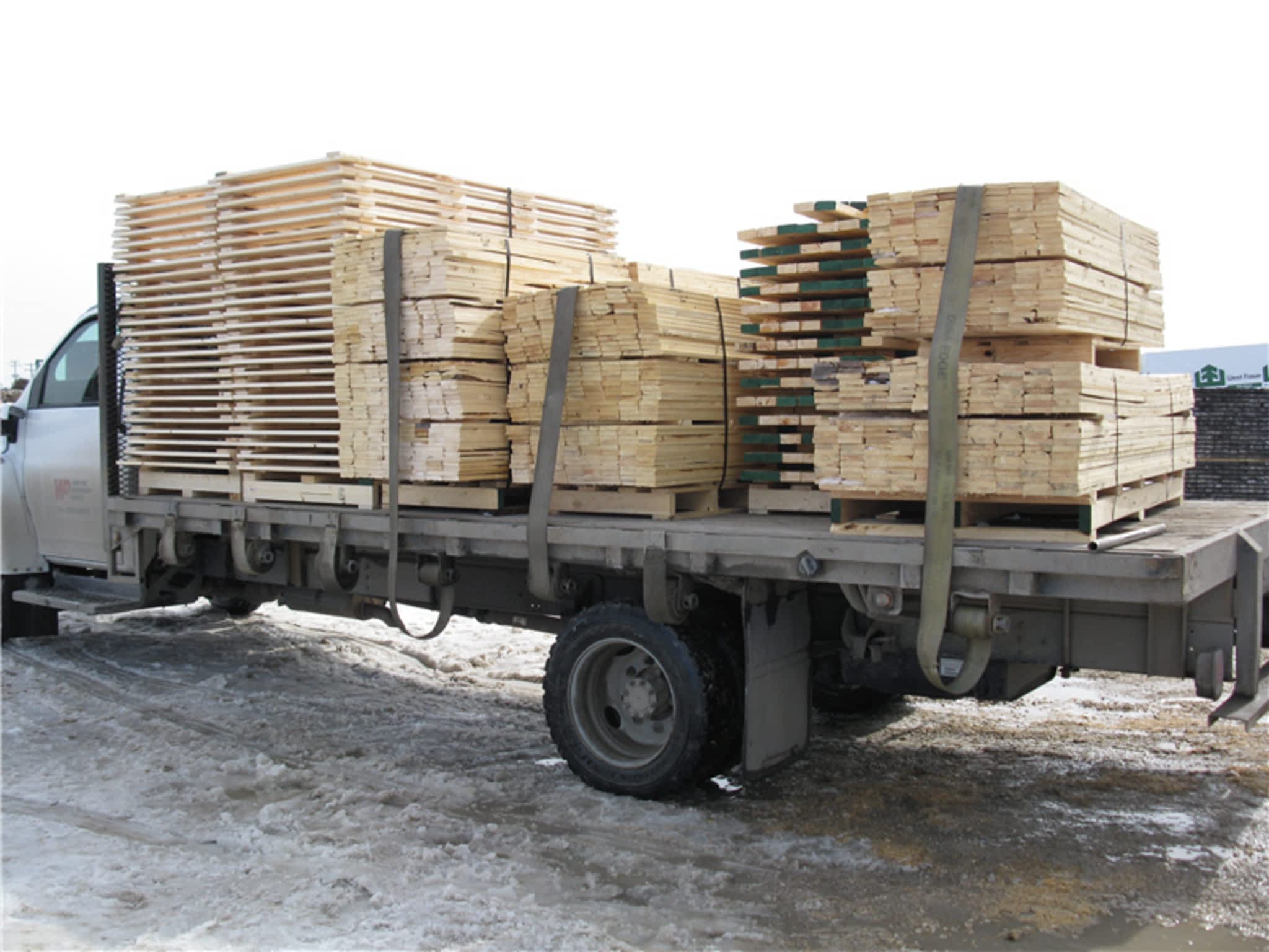 LE Wood Manufacturing & Lumber Sales Winnipeg, MB C2201 Logan Ave