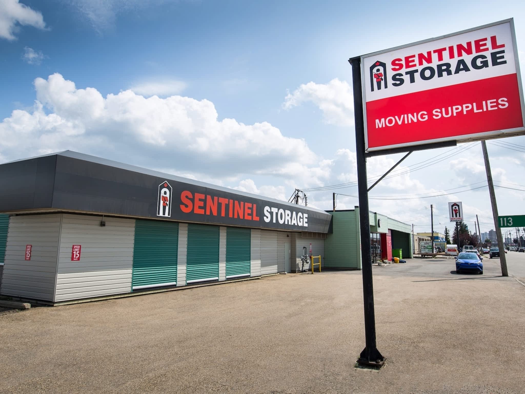 photo Sentinel Storage - Edmonton Westmount (Self-Serve)