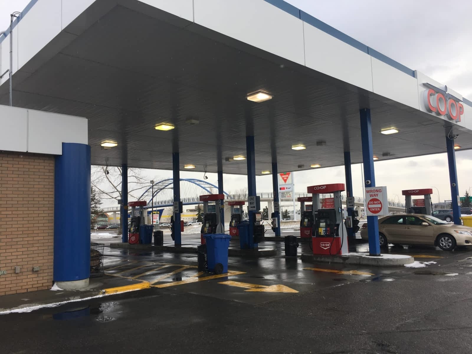 Calgary Coop Gas Bar 5505 Shaganappi Trail NW, Calgary, AB