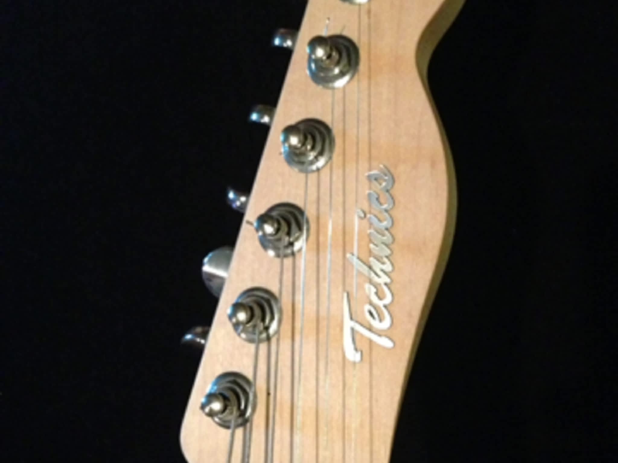 photo Technics Guitars