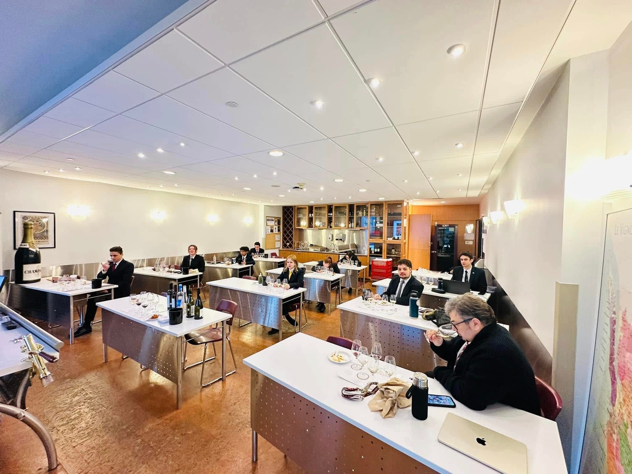 photo Les Vins de Brutus - Dégustation de vins mobile - Wine tasting events