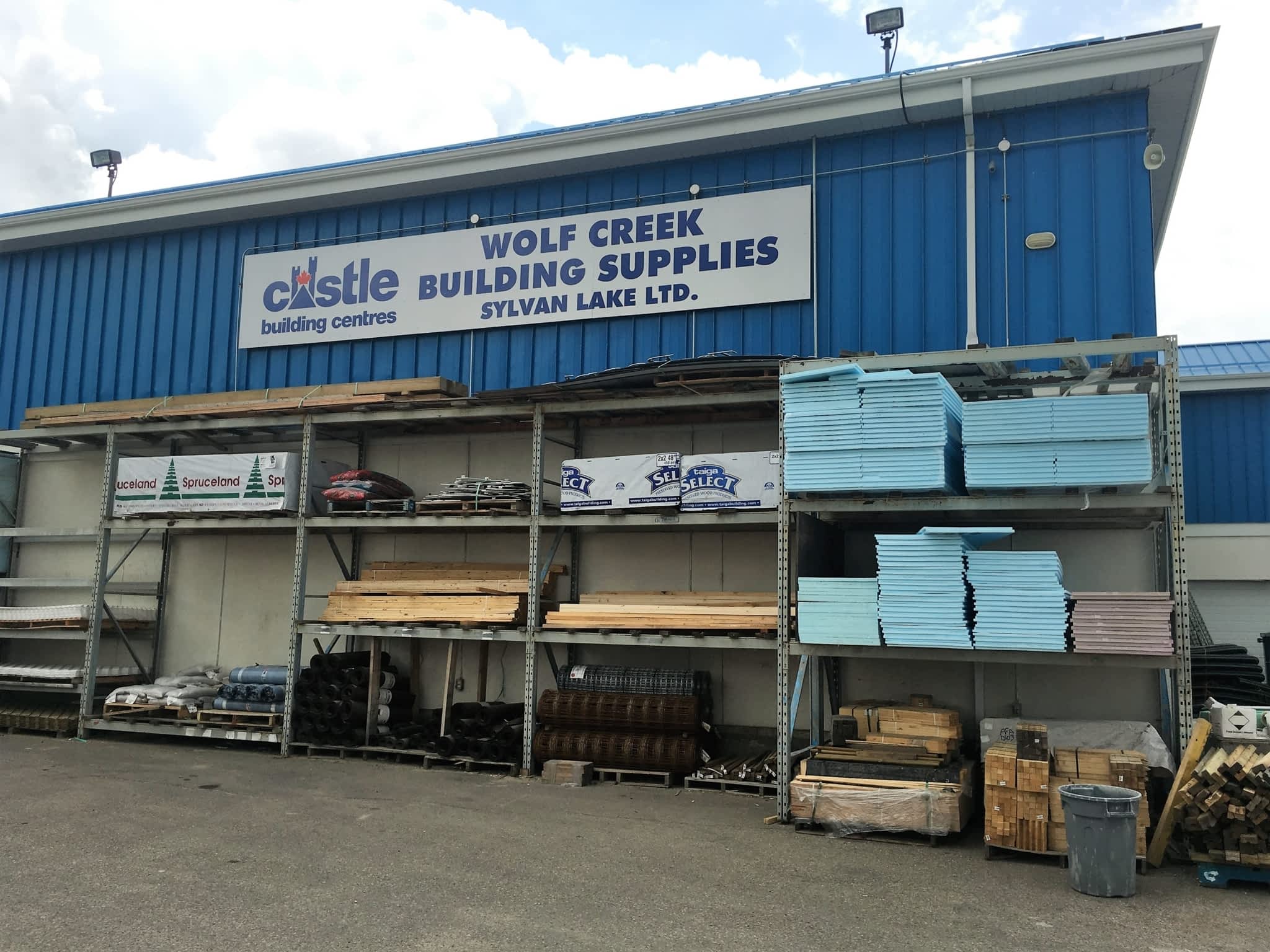photo Wolf Creek Building Supplies Sylvan Lake Ltd.