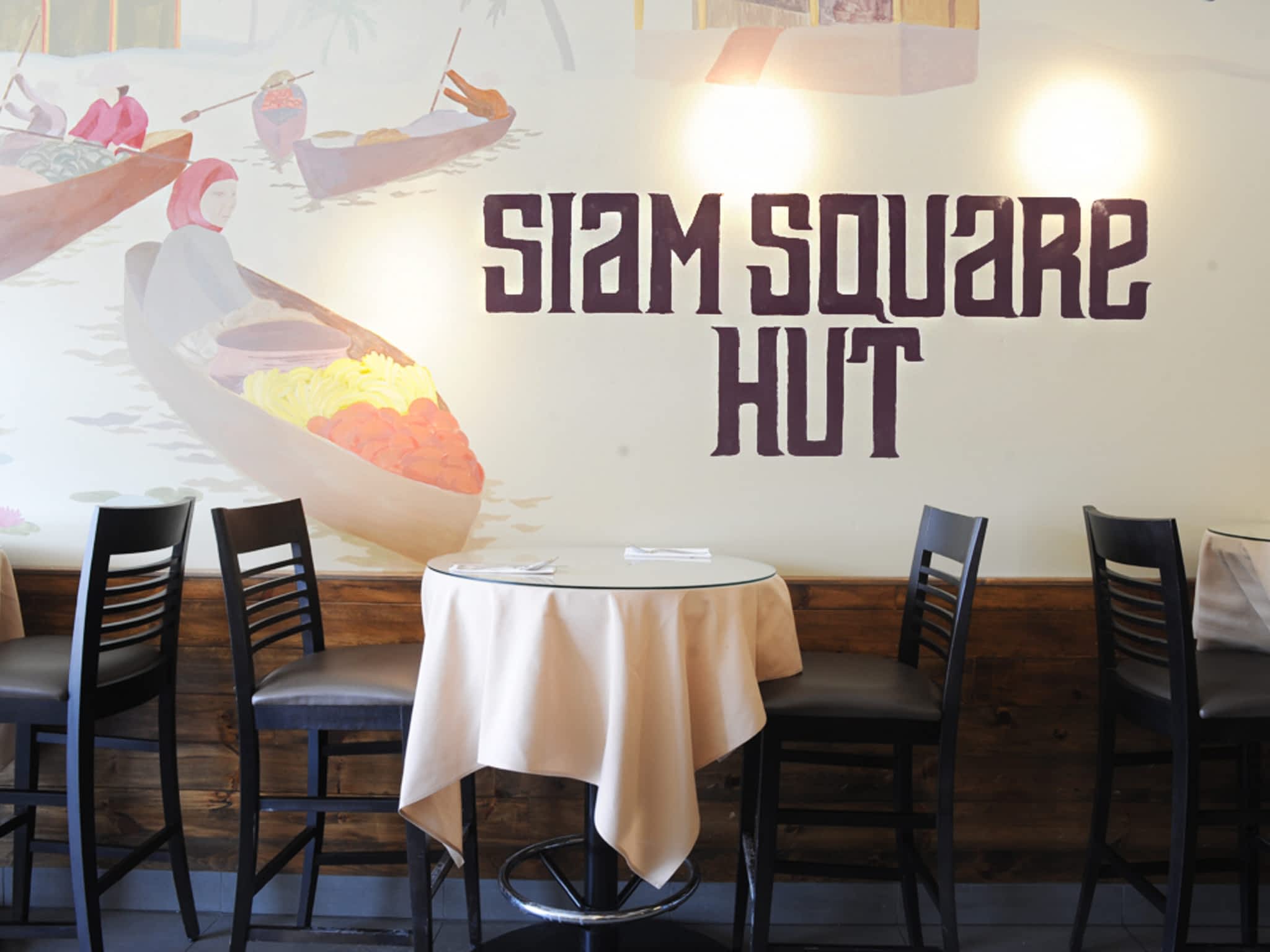 photo Siam Square Hut