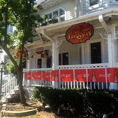 The Tearson Pub - Restaurants
