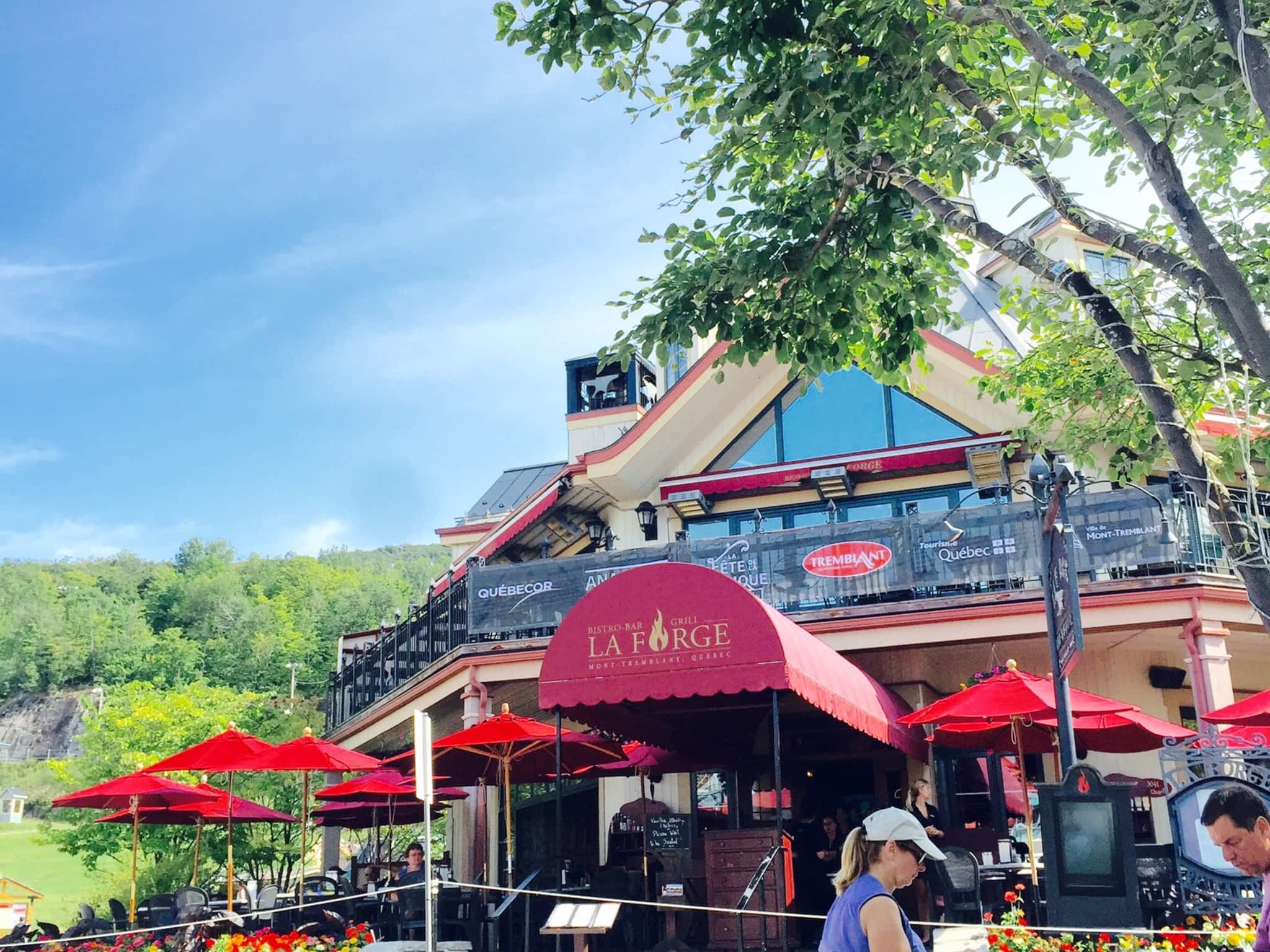 La BistroBar & Grill MontTremblant, QC 3041, ch de la