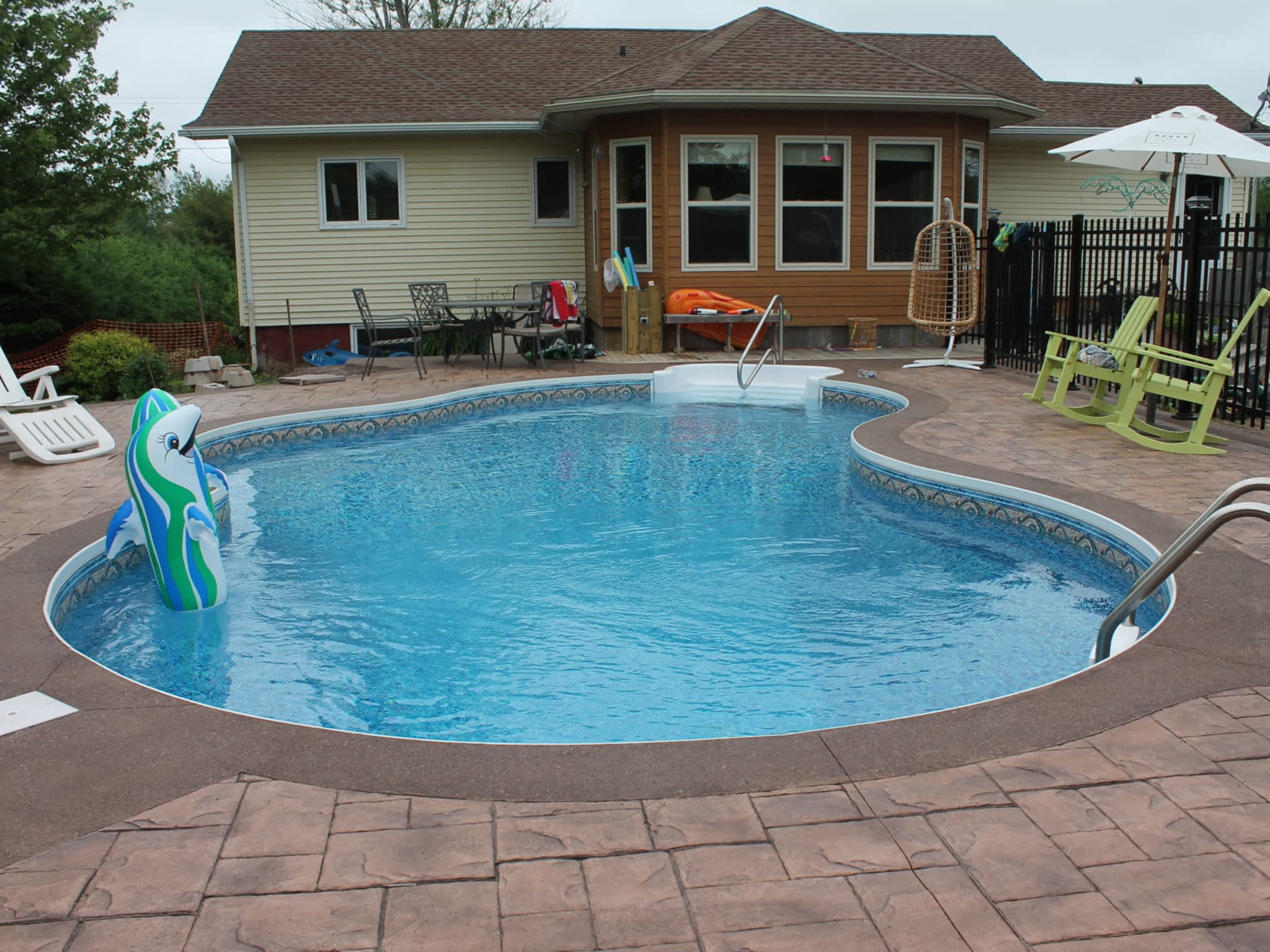 photo Eagles Pool Services