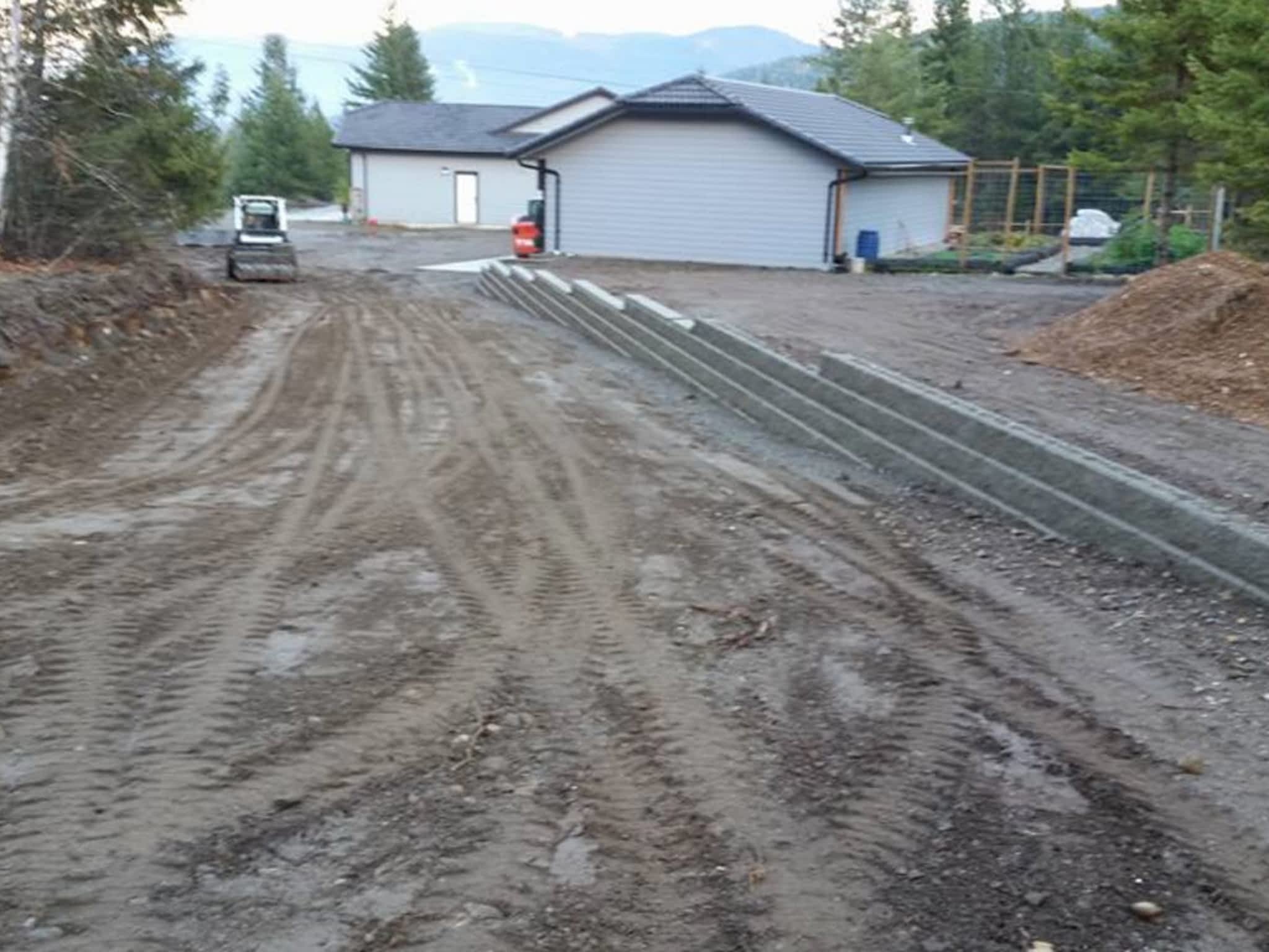 photo Backyard Bobcat Service